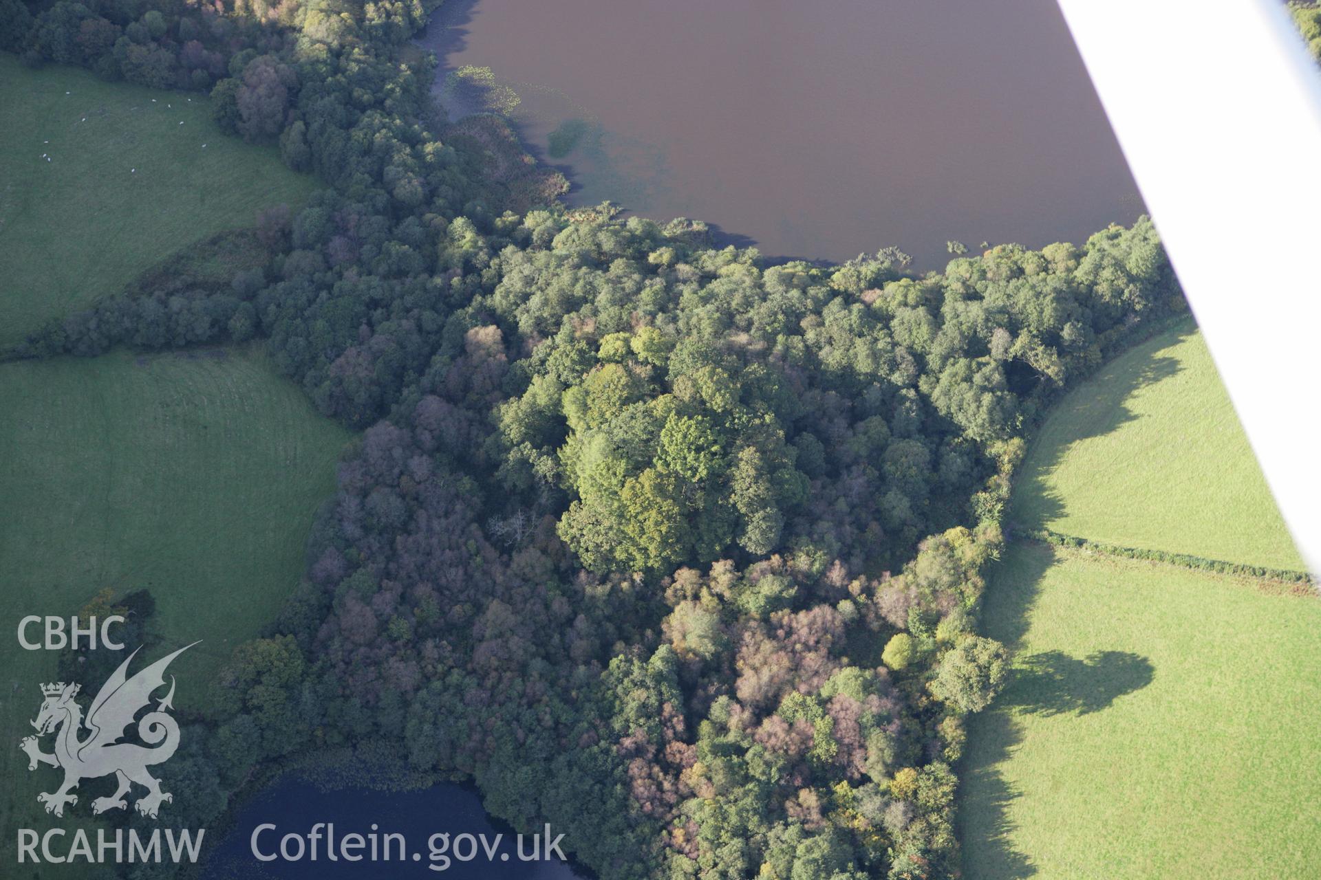 RCAHMW colour oblique photograph of Talley Mound, Castle,. Taken by Toby Driver on 04/10/2007.