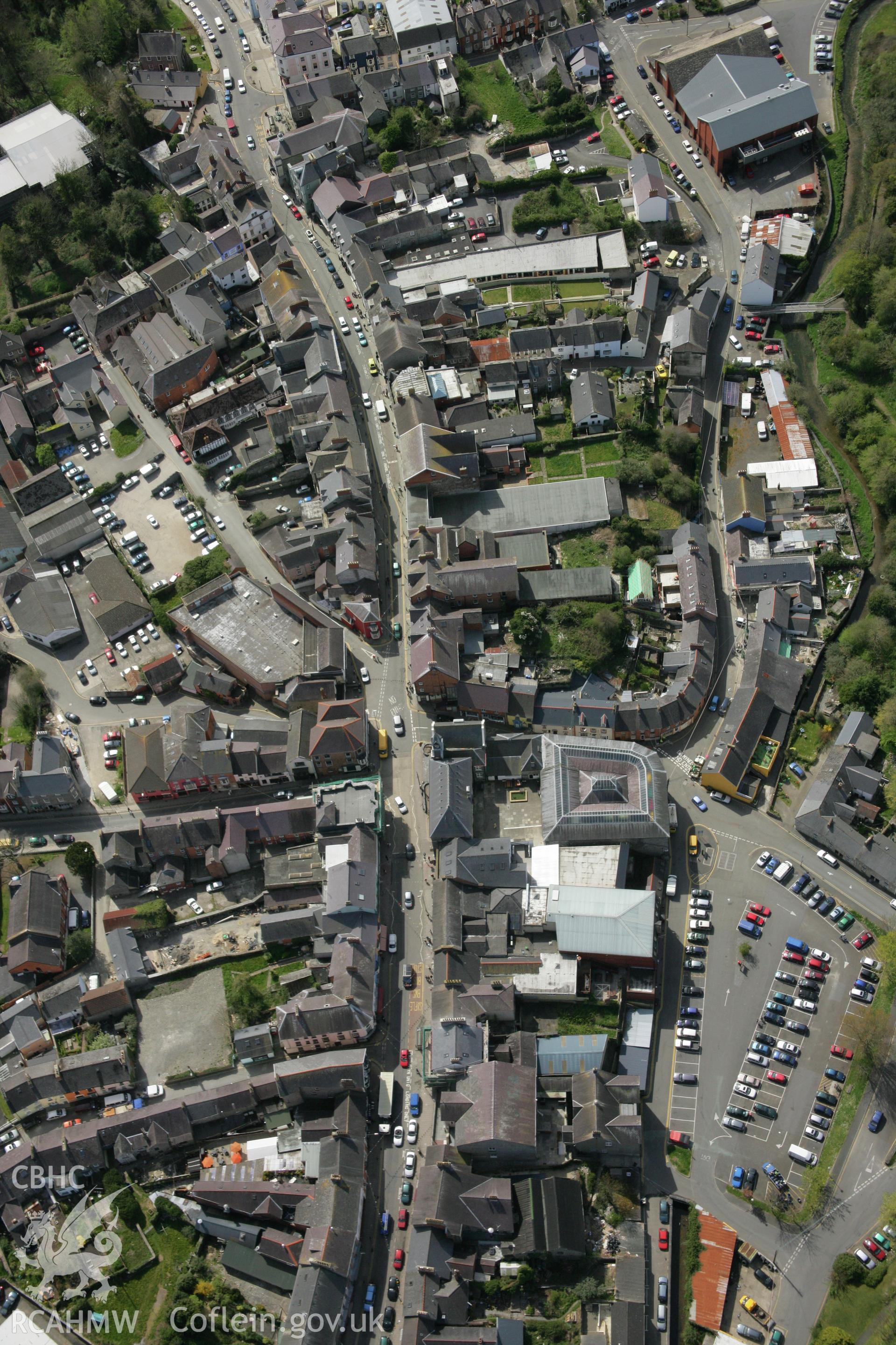 RCAHMW colour oblique aerial photograph of Cardigan Town Walls. Taken on 17 April 2007 by Toby Driver