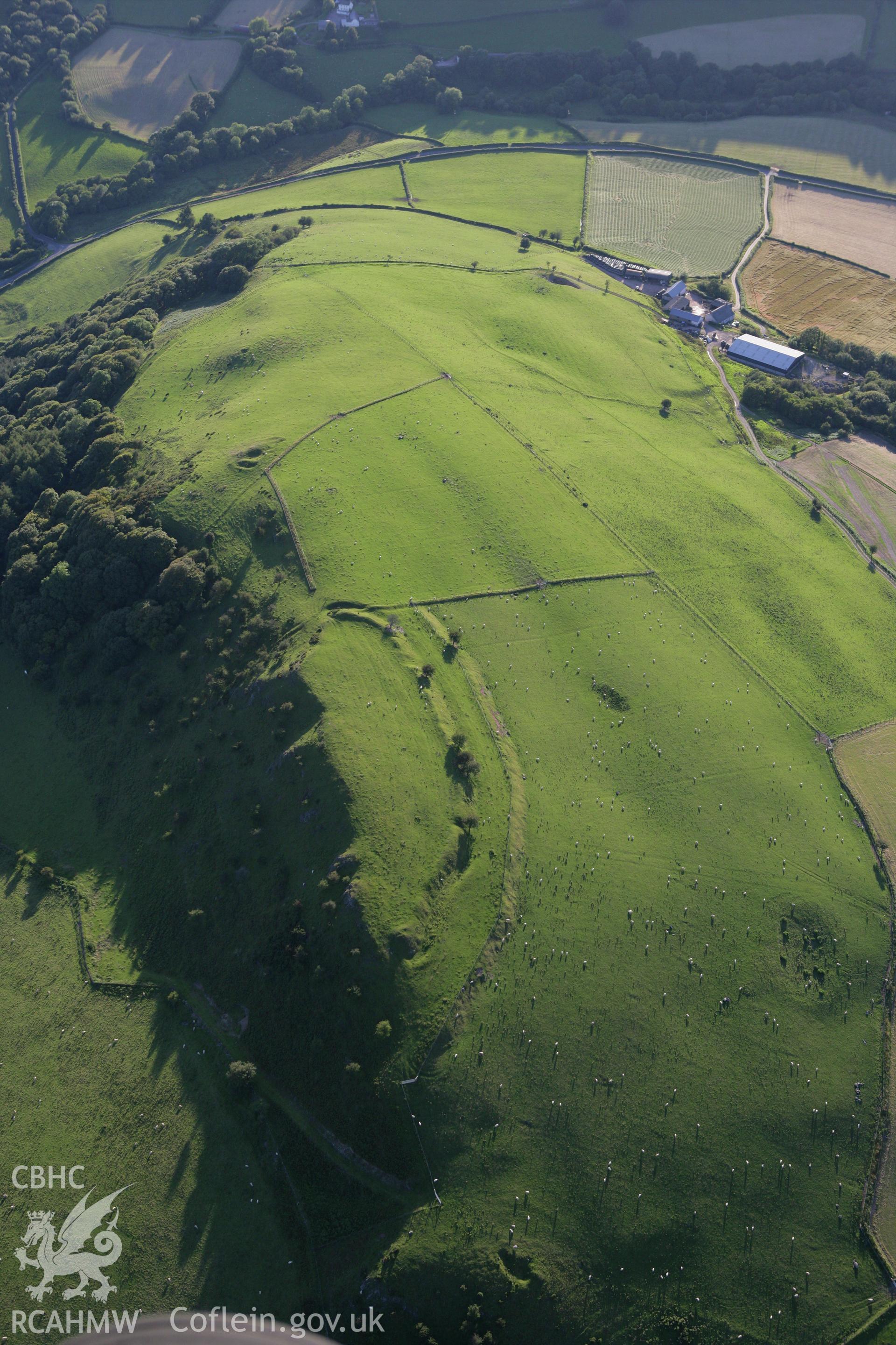 RCAHMW colour oblique aerial photograph of Gaer Fawr. Taken on 08 August 2007 by Toby Driver