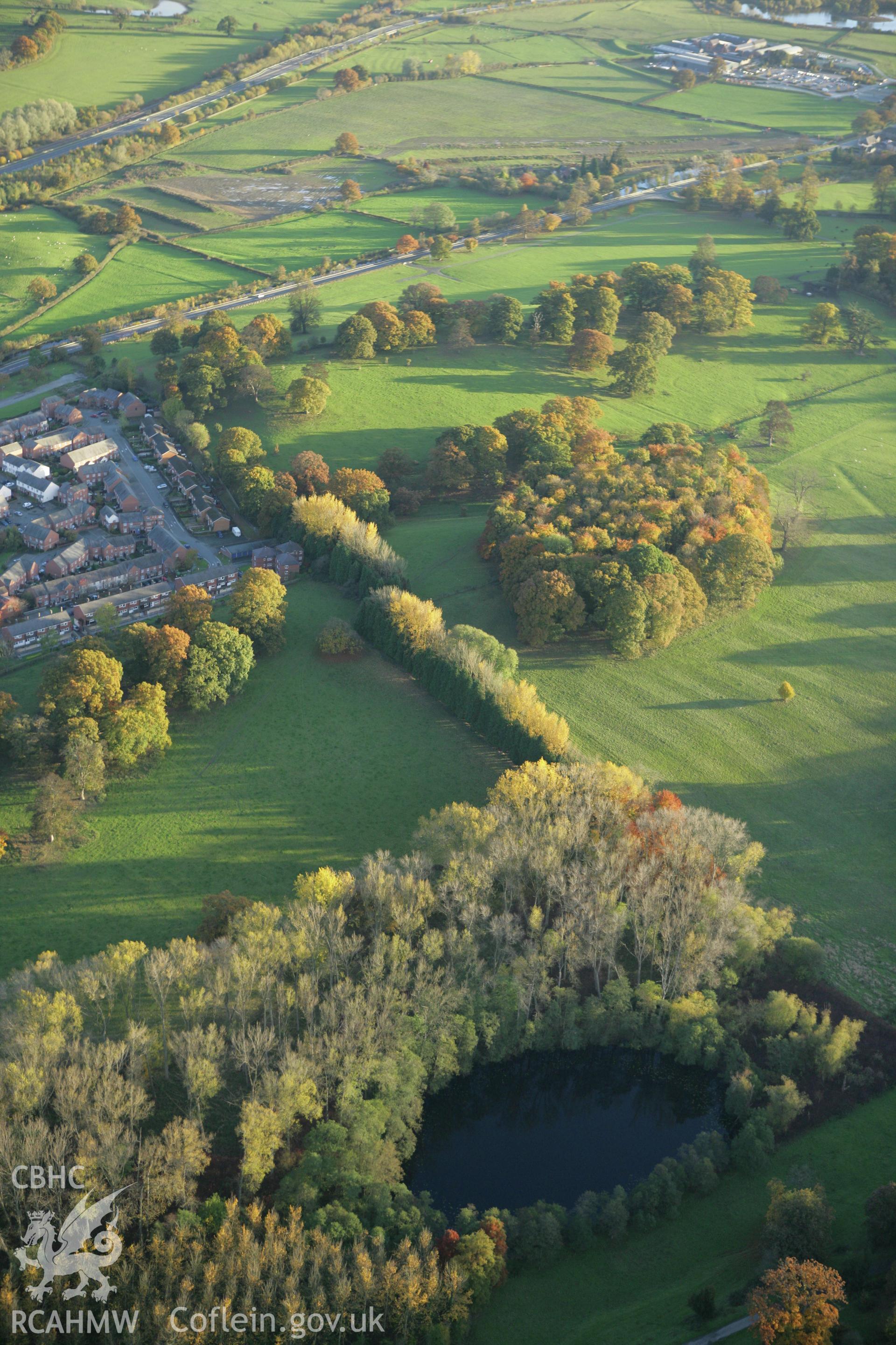 RCAHMW colour oblique photograph of Powis Castle Estate, autumn colours near Oldford. Taken by Toby Driver on 30/10/2007.