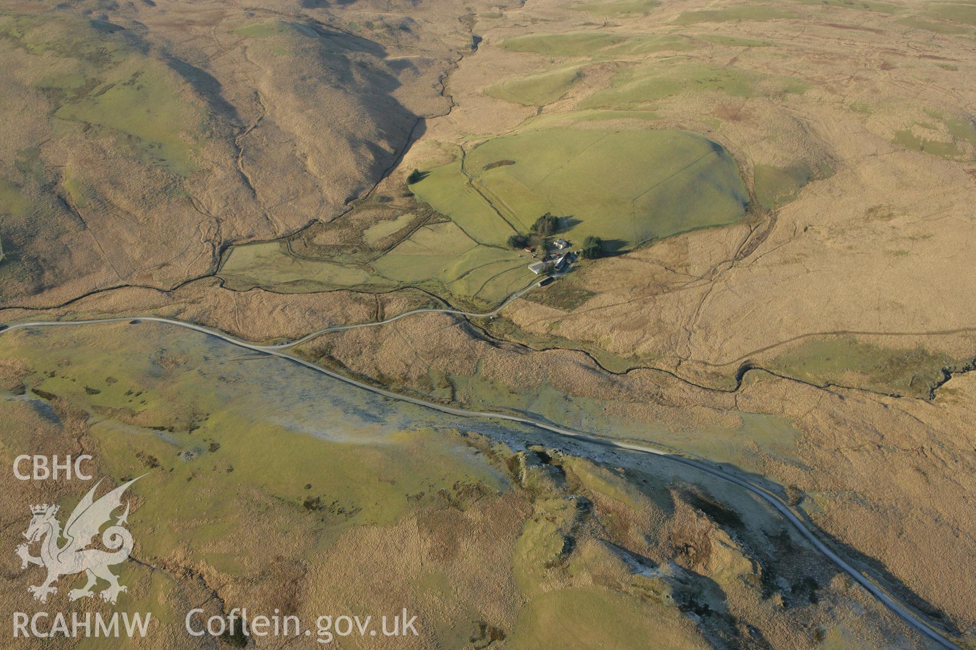 RCAHMW colour oblique photograph of Nant y Maen, showing a landscape view from the south-east. Taken by Toby Driver on 20/12/2007.