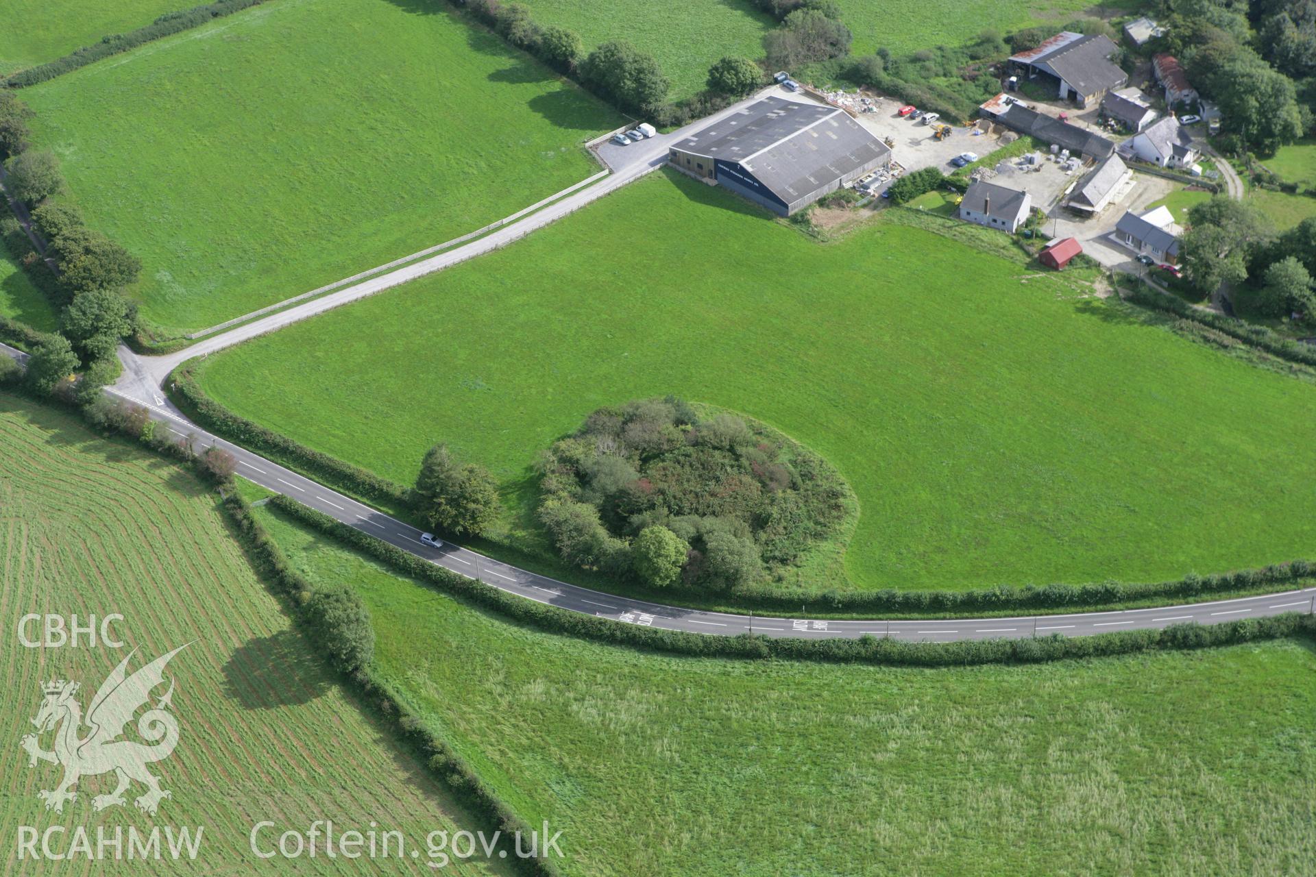 RCAHMW colour oblique photograph of Tomenseba;Domen Fawr. Taken by Toby Driver on 11/09/2007.