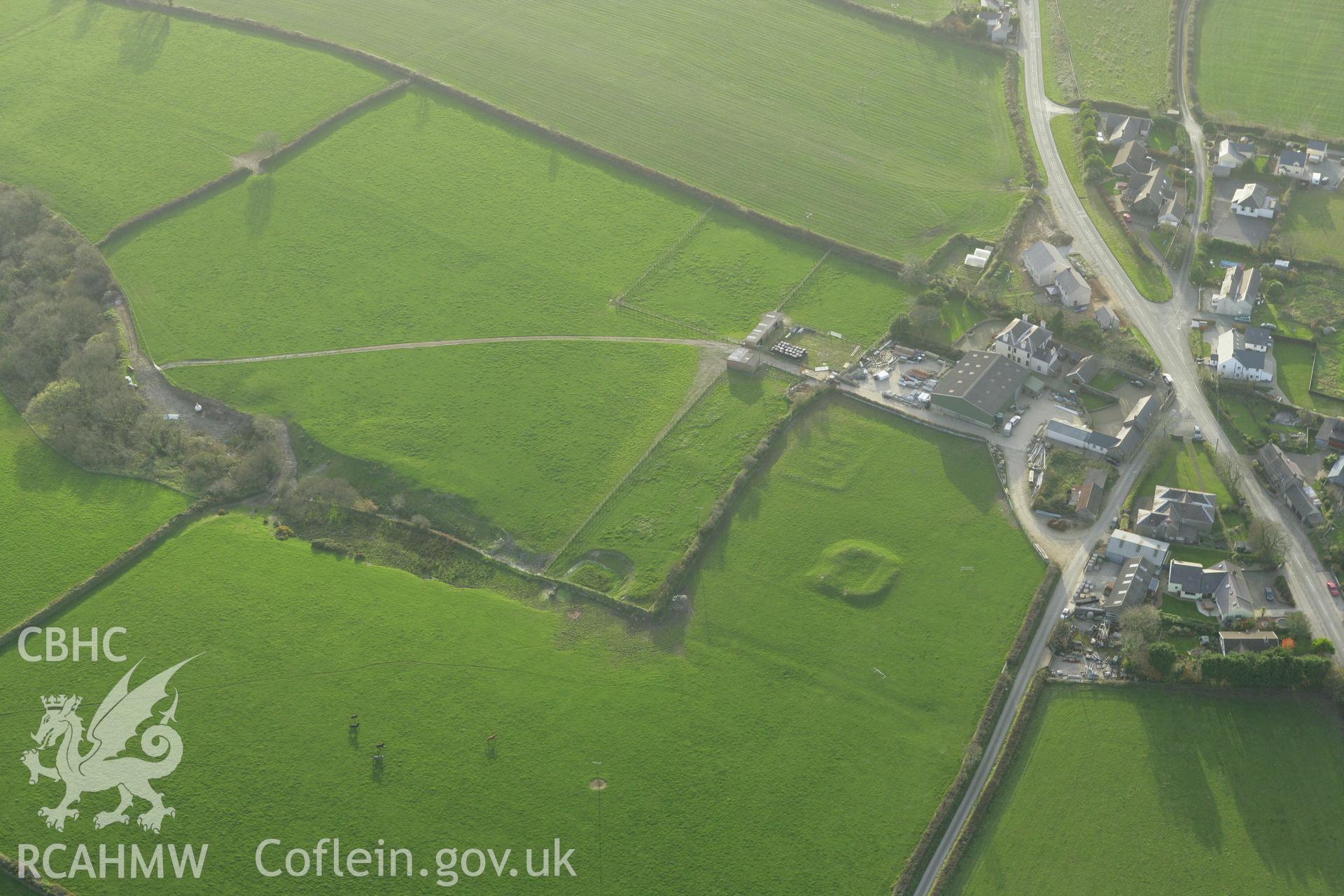 RCAHMW colour oblique photograph of Woodstock Ring, earthwork;Parc capel, rectangular earthwork enclosure. Taken by Toby Driver on 06/11/2007.