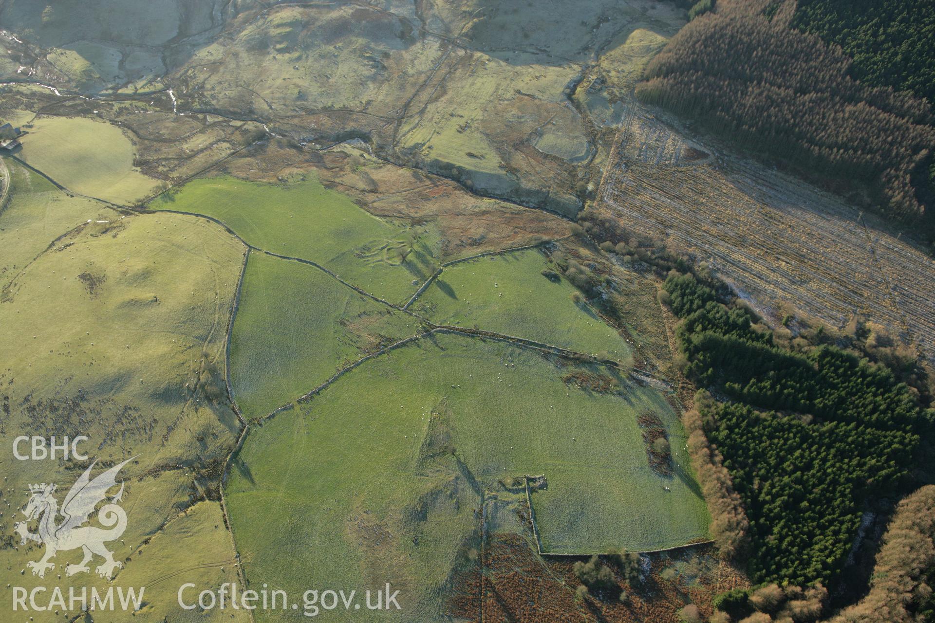 RCAHMW colour oblique photograph of Blaen Glasffrwd, showing settlements I and II. Taken by Toby Driver on 20/12/2007.