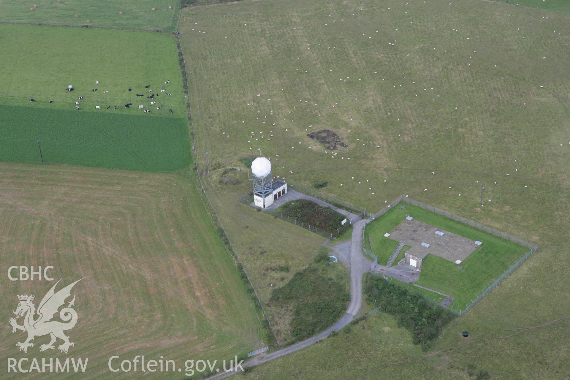 RCAHMW colour oblique photograph of Crugygorllwyn. Taken by Toby Driver on 11/09/2007.