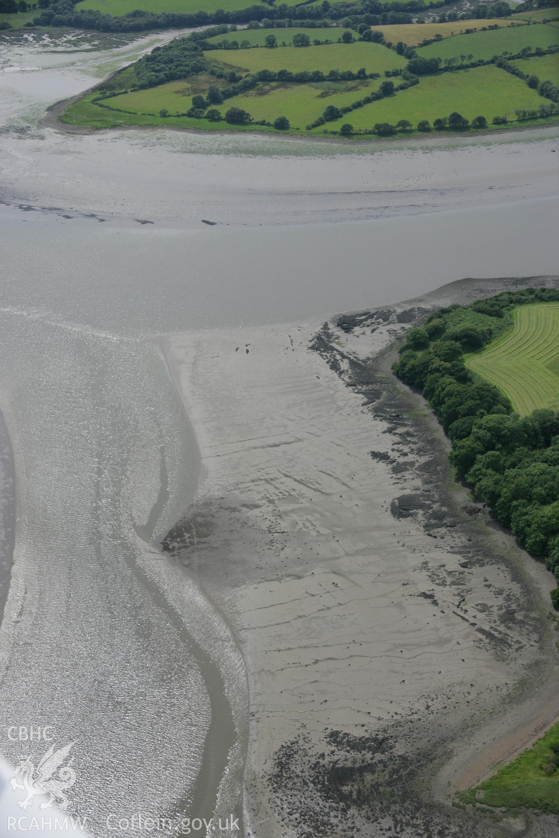 RCAHMW colour oblique photograph of Picton Point Enclosure;Sockets Rath. Taken by Toby Driver on 01/08/2007.