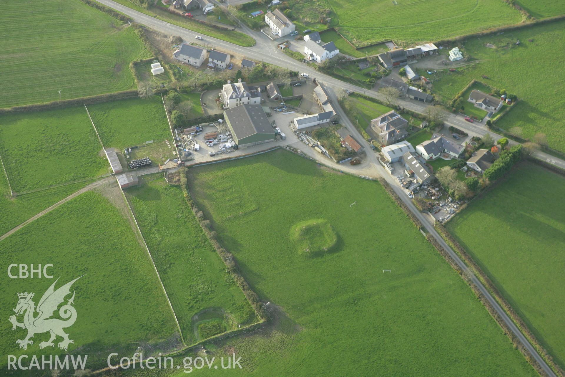 RCAHMW colour oblique photograph of Woodstock Ring, earthwork;Parc capel, rectangular earthwork enclosure. Taken by Toby Driver on 06/11/2007.