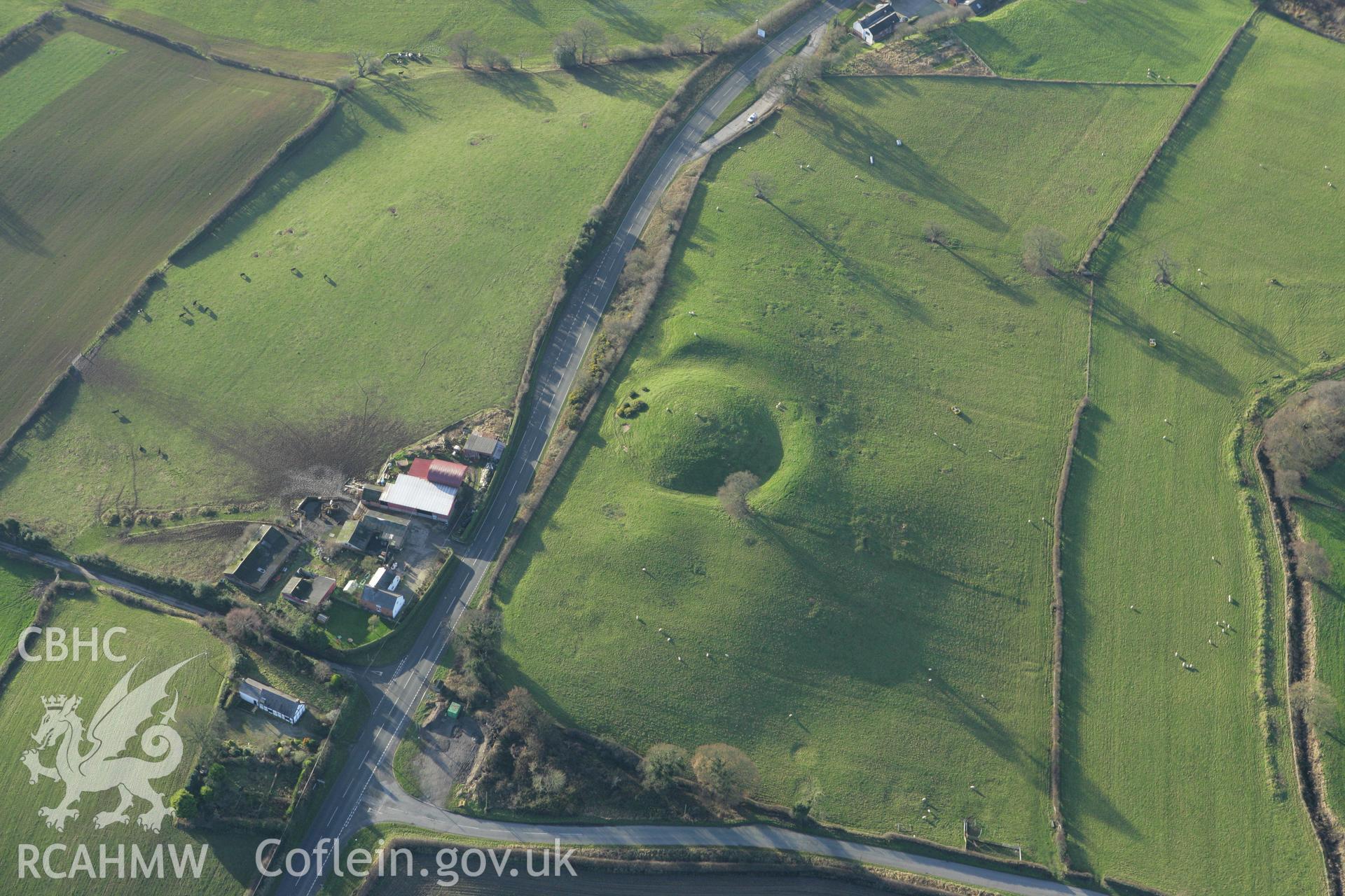 RCAHMW colour oblique photograph of Mount Cop, castle. Taken by Toby Driver on 11/12/2007.