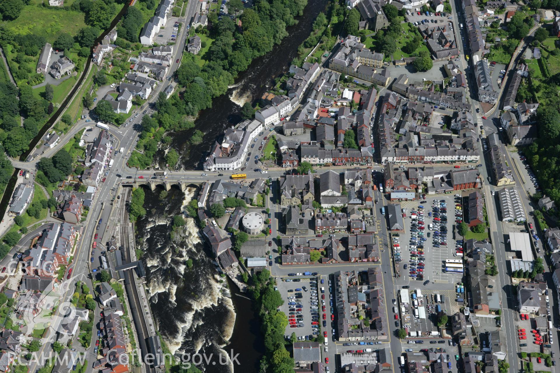 RCAHMW colour oblique aerial photograph of Llangollen. Taken on 24 July 2007 by Toby Driver