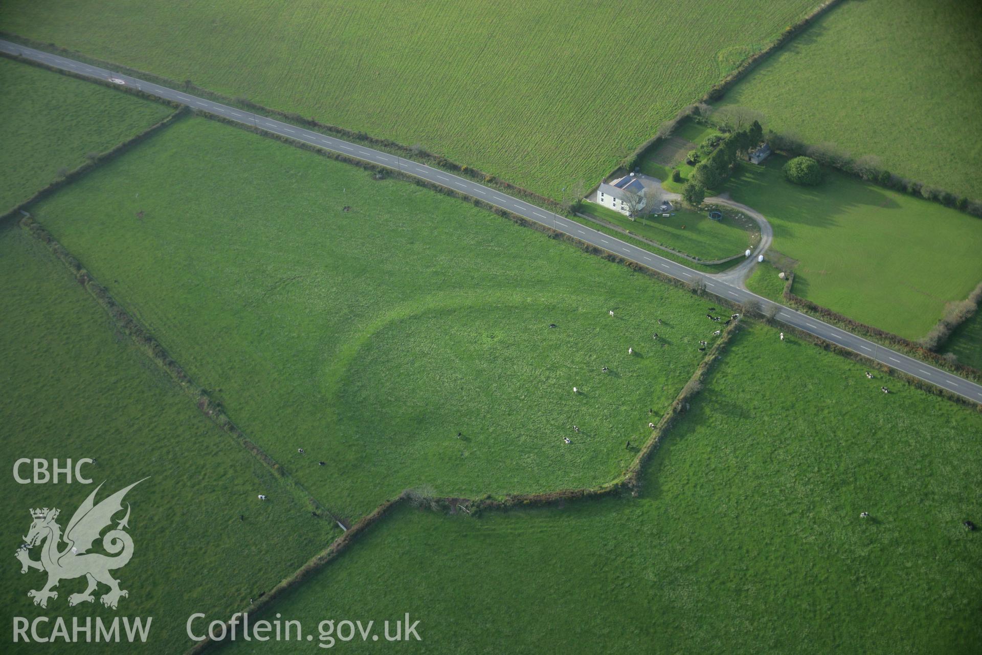 RCAHMW colour oblique photograph of Castell Garw, enclosure, Glandy Cross. Taken by Toby Driver on 06/11/2007.