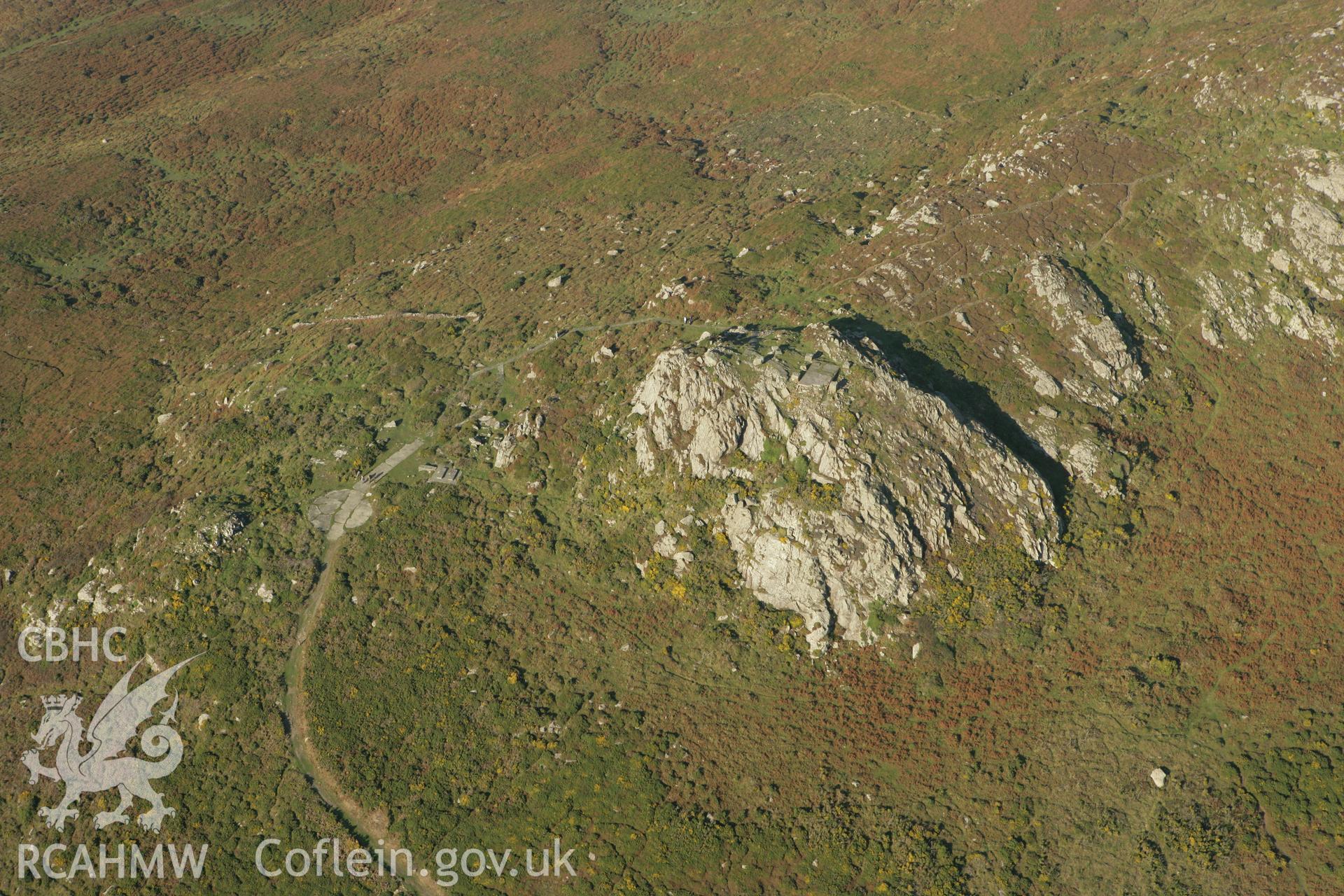 RCAHMW colour oblique photograph of Carn Llidi burial chambers. Taken by Toby Driver on 23/10/2007.