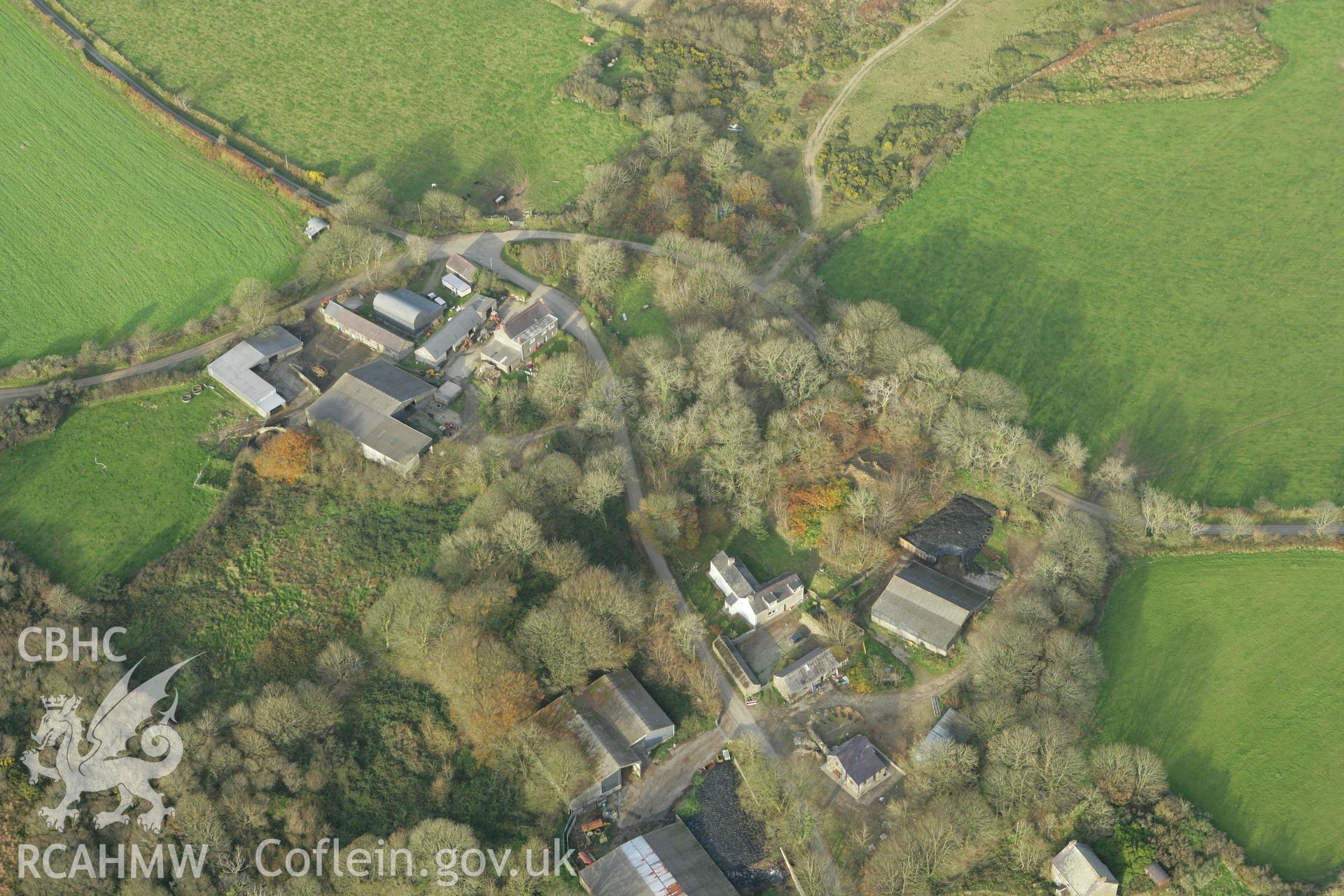 RCAHMW colour oblique photograph of Castlebythe, motte. Taken by Toby Driver on 06/11/2007.