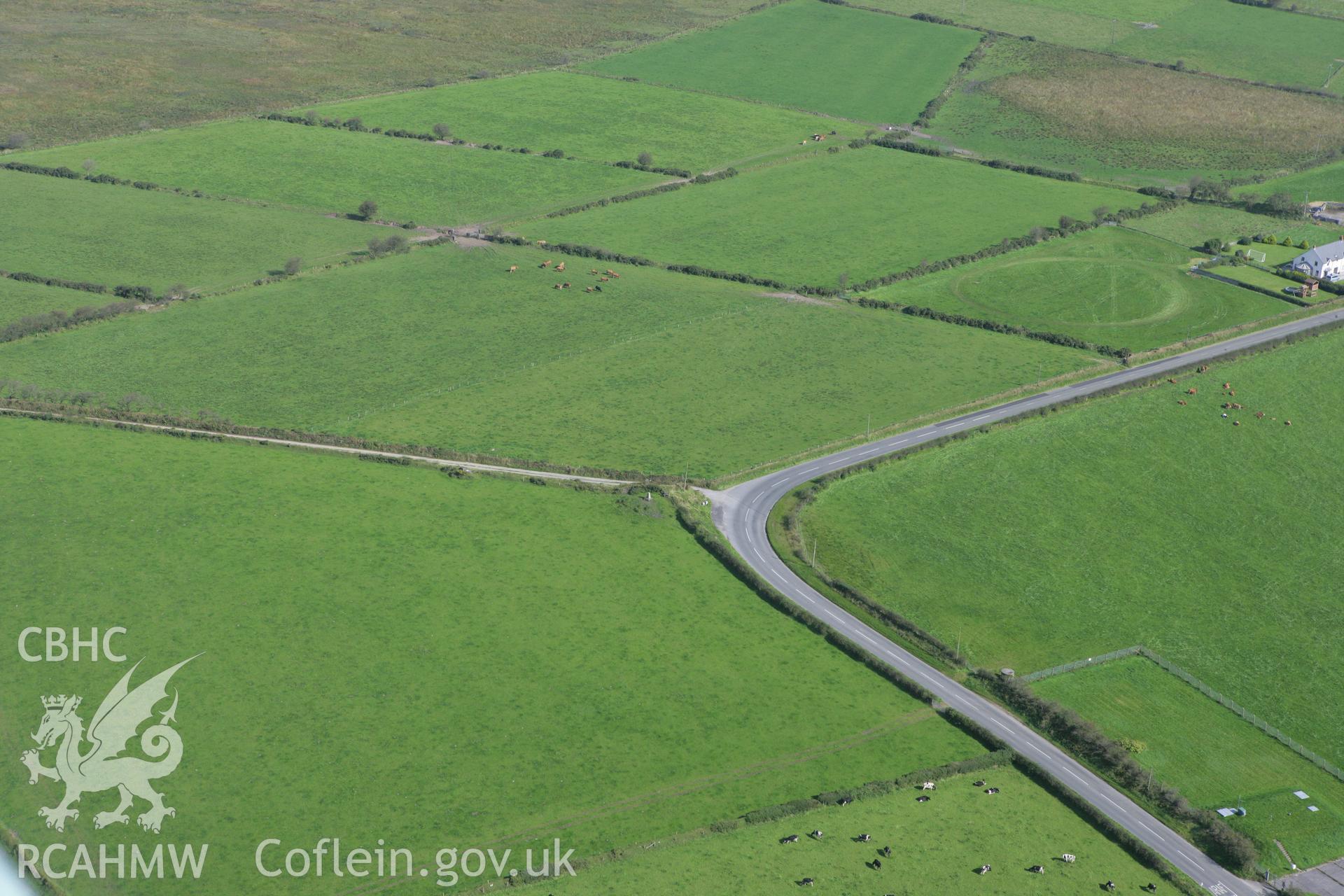 RCAHMW colour oblique photograph of Crugievan;Crug Ieuan. Taken by Toby Driver on 11/09/2007.