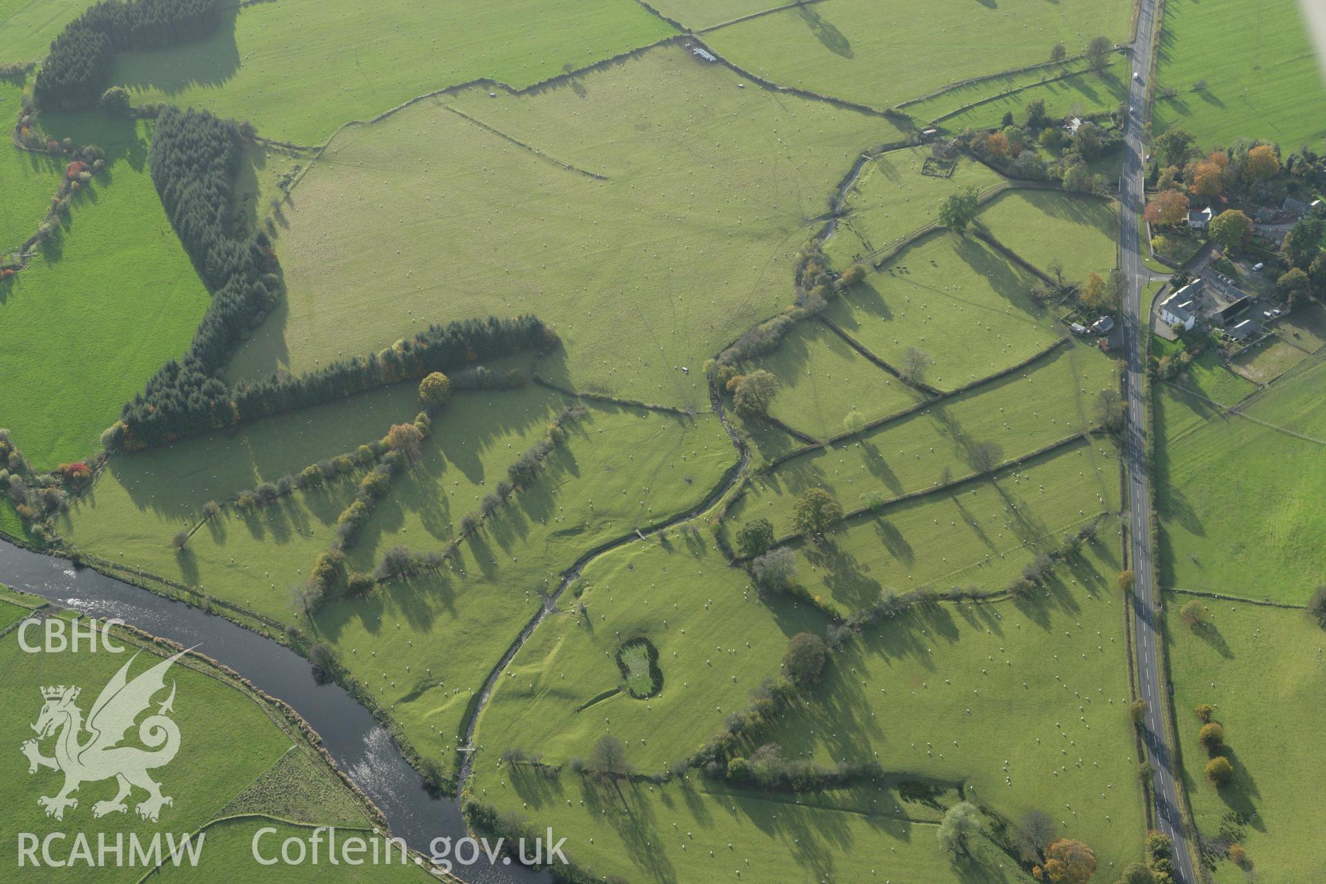 RCAHMW colour oblique photograph of Llanfor Roman fort (site of),. Taken by Toby Driver on 30/10/2007.