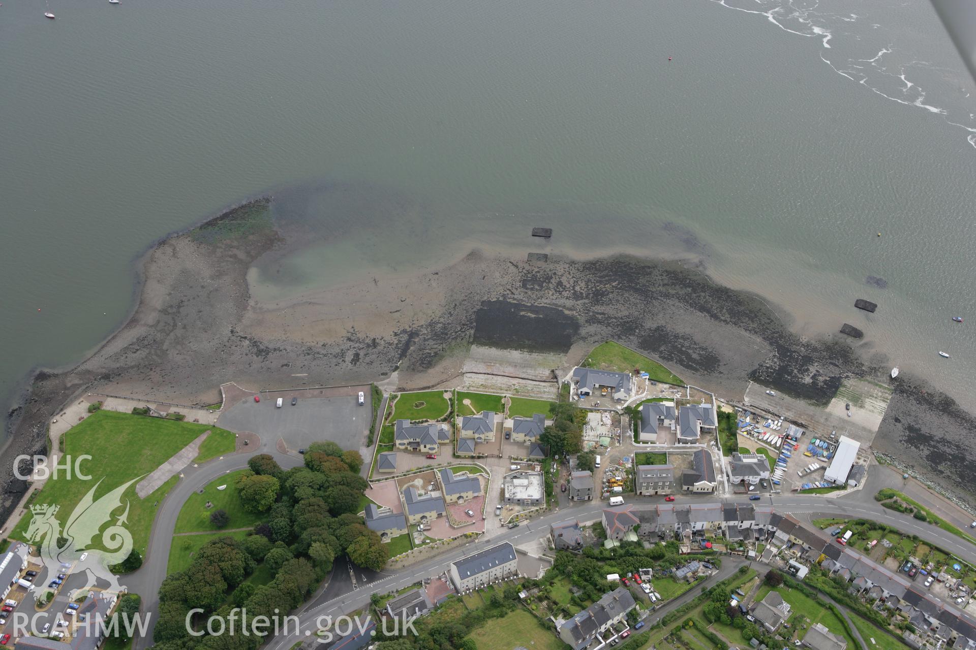 RCAHMW colour oblique photograph of American War of Independence Redan,Neyland,. Taken by Toby Driver on 01/08/2007.