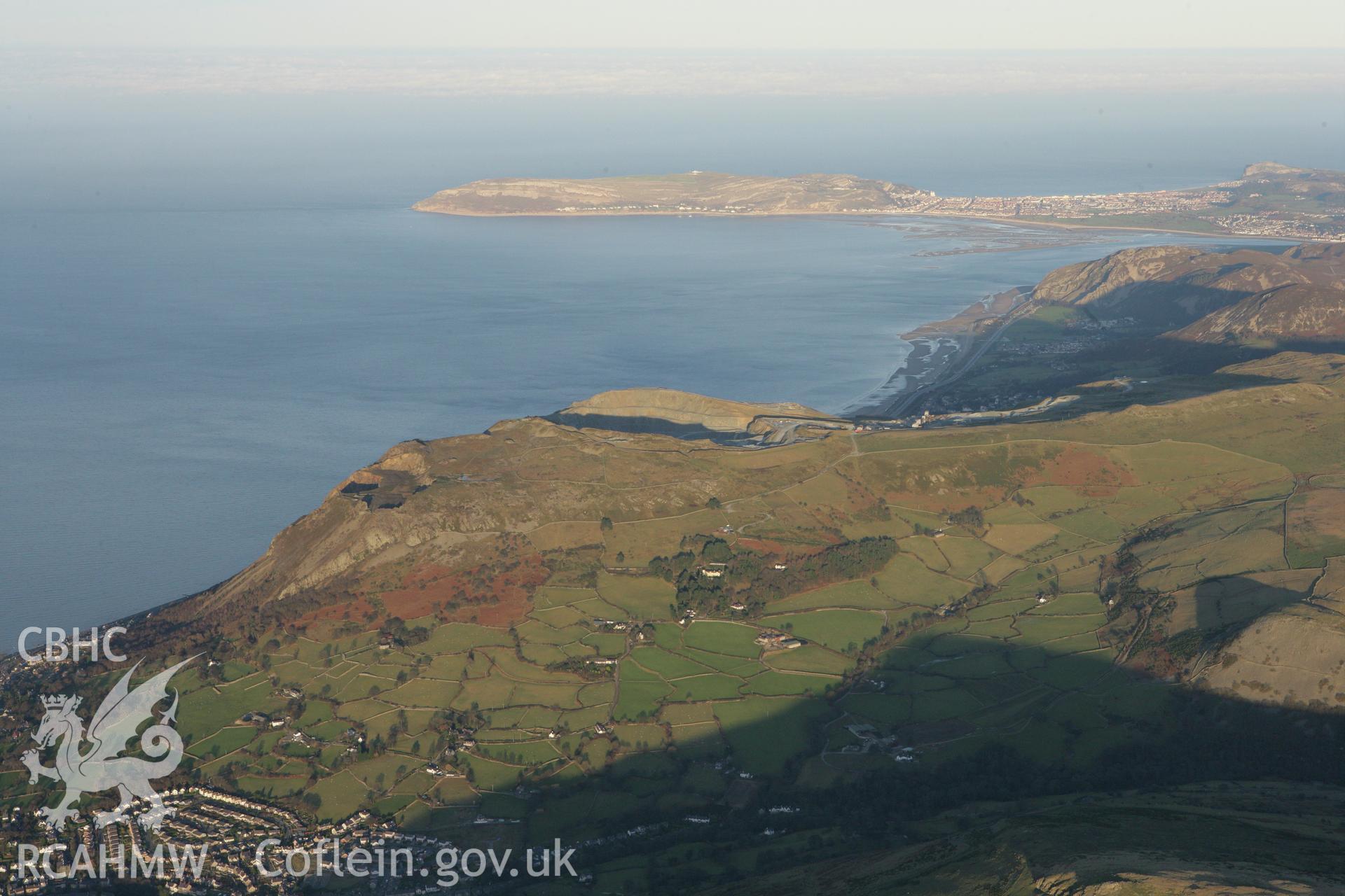 RCAHMW colour oblique photograph of Penmaenmawr, showing a winter landscape over Braich y Dinas. Taken by Toby Driver on 20/12/2007.