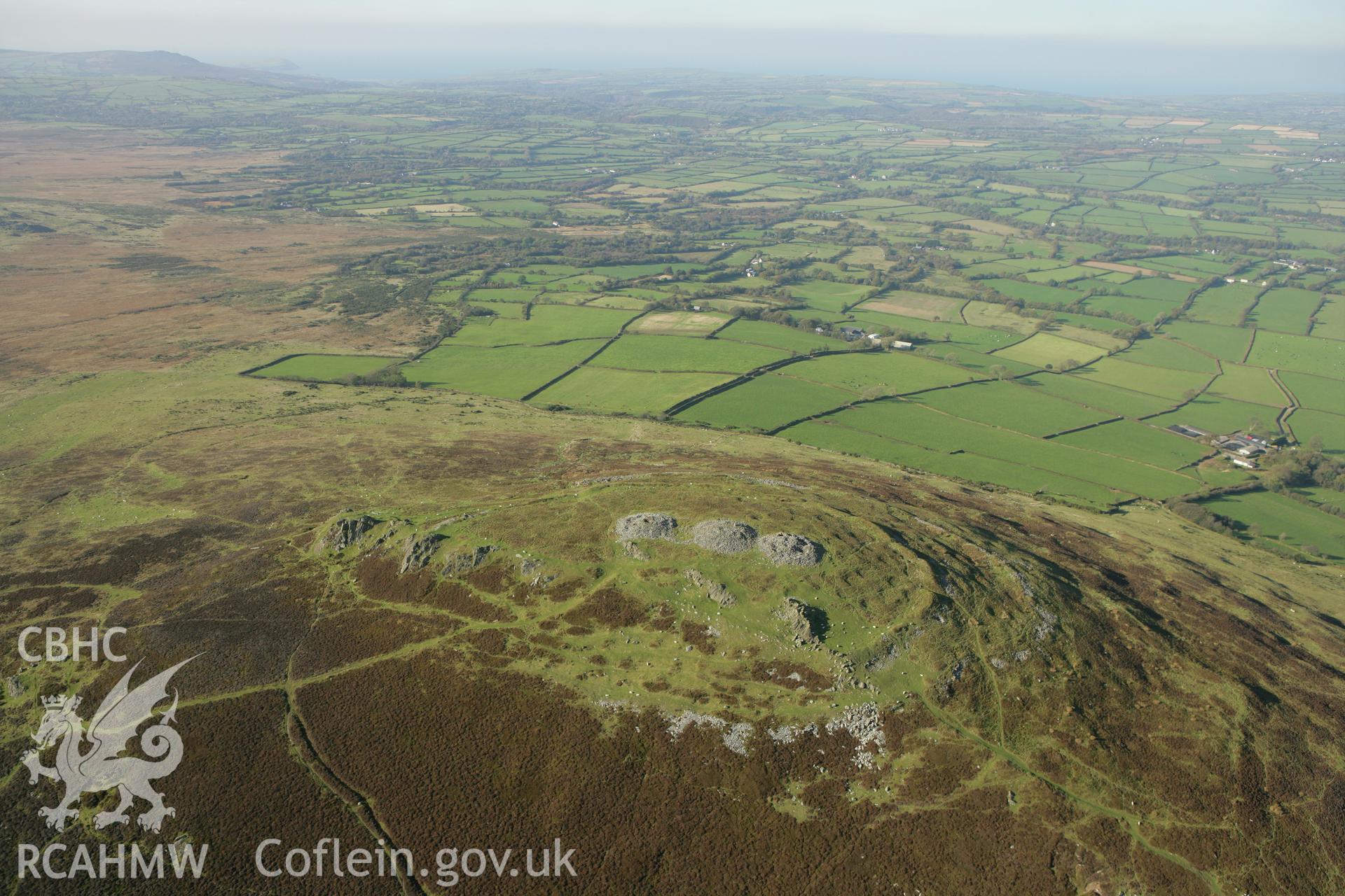 RCAHMW colour oblique photograph of Foel Drygarn;Moel Trigarn;Foel Trigarn. Taken by Toby Driver on 23/10/2007.