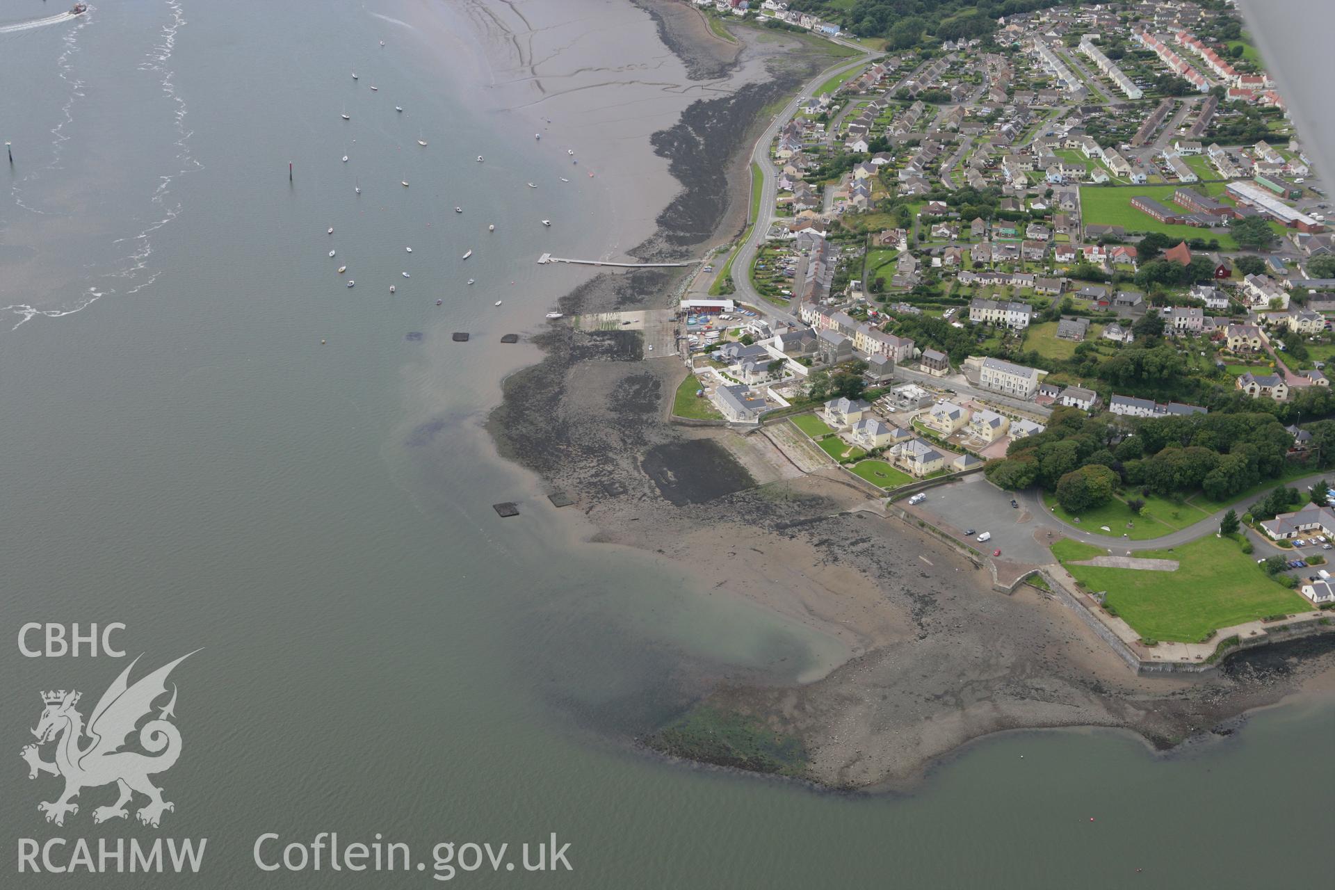 RCAHMW colour oblique photograph of American War of Independence Redan,Neyland,. Taken by Toby Driver on 01/08/2007.