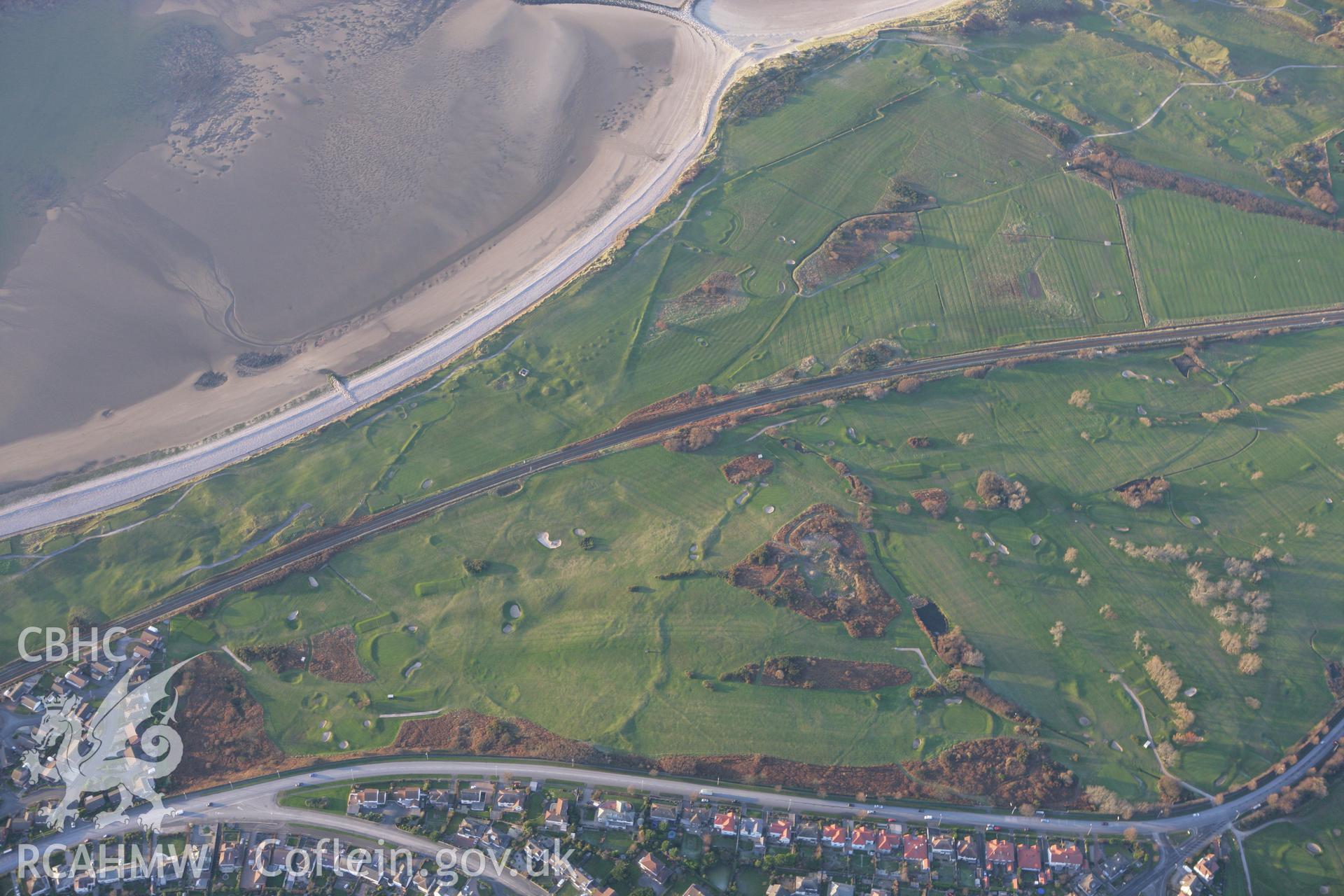 RCAHMW colour oblique photograph of Maesdu golf course and earthworks. Taken by Toby Driver on 20/12/2007.