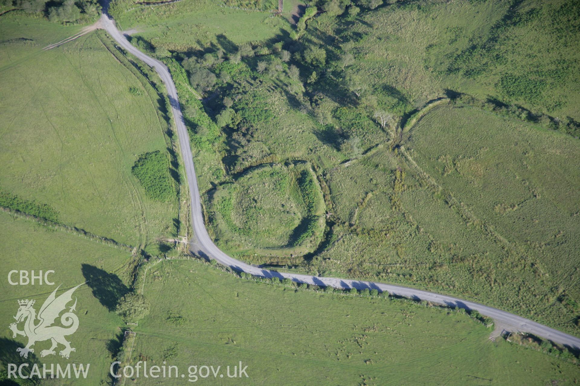 RCAHMW colour oblique aerial photograph of Clawdd Brythonig. Taken on 08 August 2007 by Toby Driver