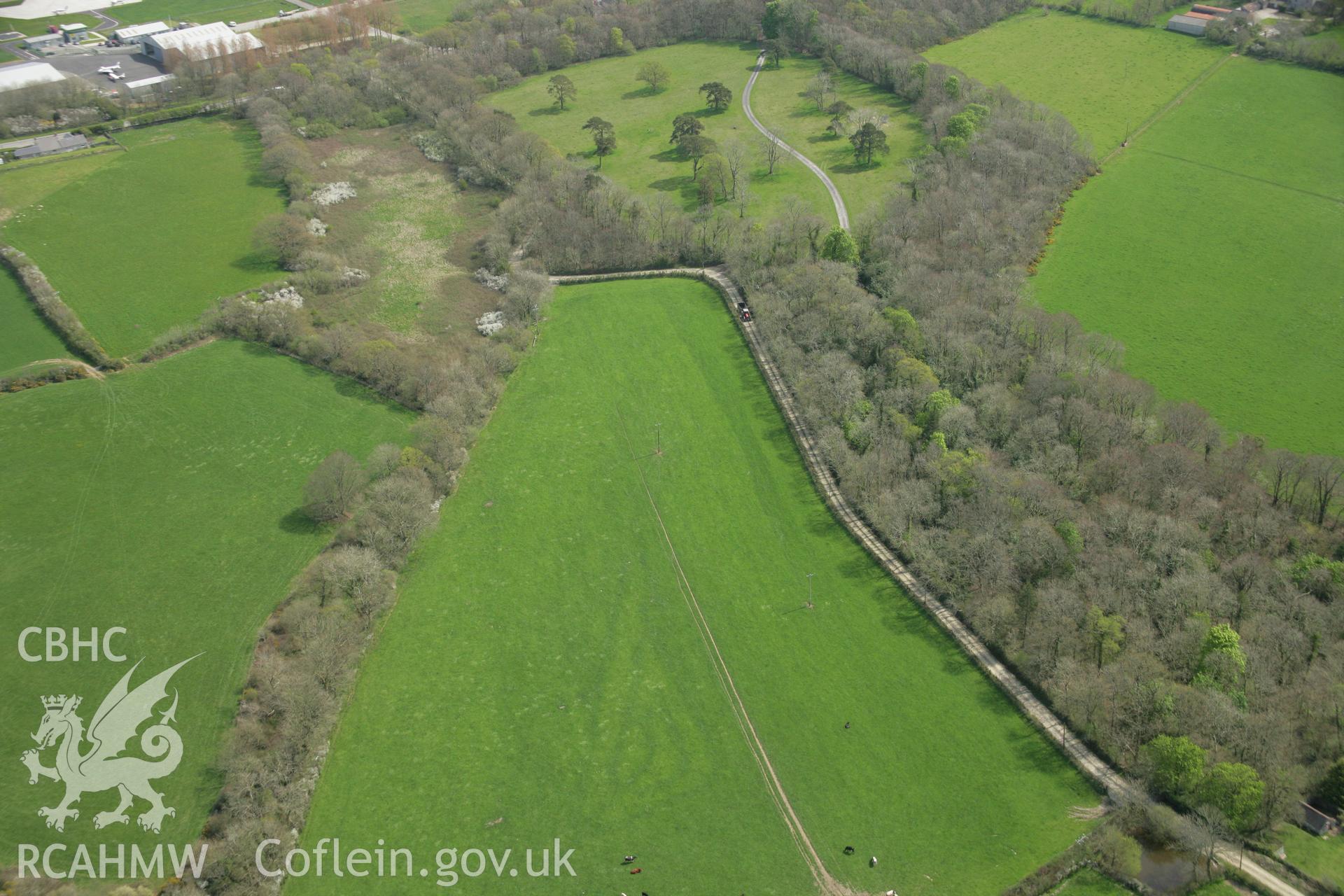 RCAHMW colour oblique aerial photograph of Castell Pengegin. Taken on 17 April 2007 by Toby Driver