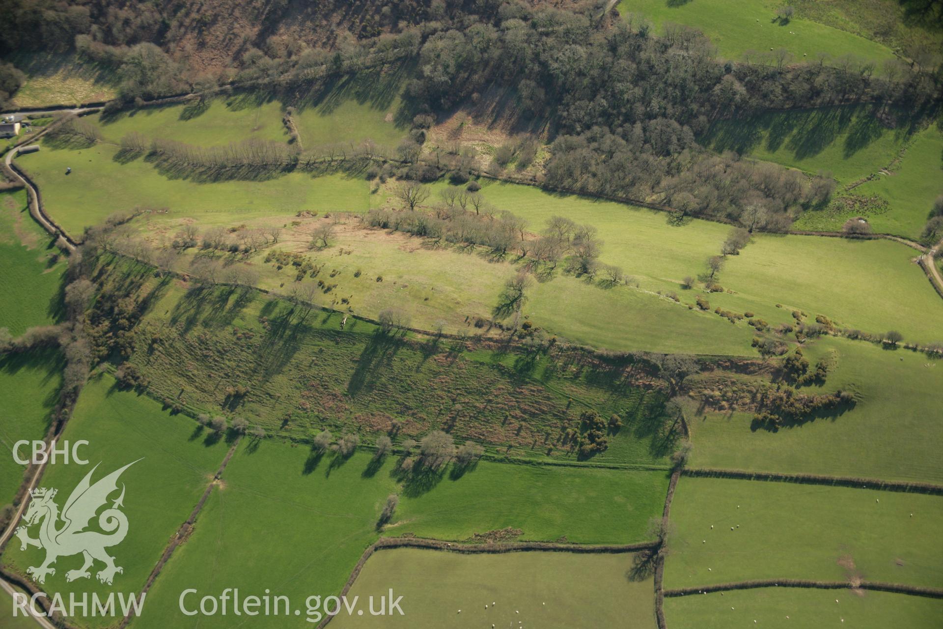 RCAHMW colour oblique aerial photograph of Llwyndu Camp. Taken on 21 March 2007 by Toby Driver