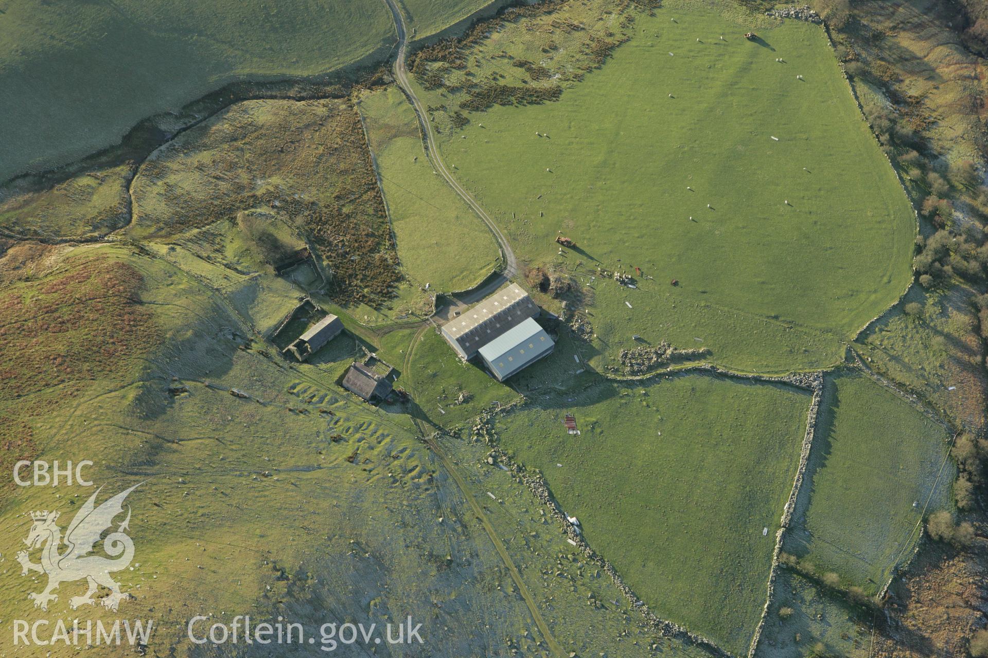 RCAHMW colour oblique photograph of Frongoch farmstead. Taken by Toby Driver on 20/12/2007.