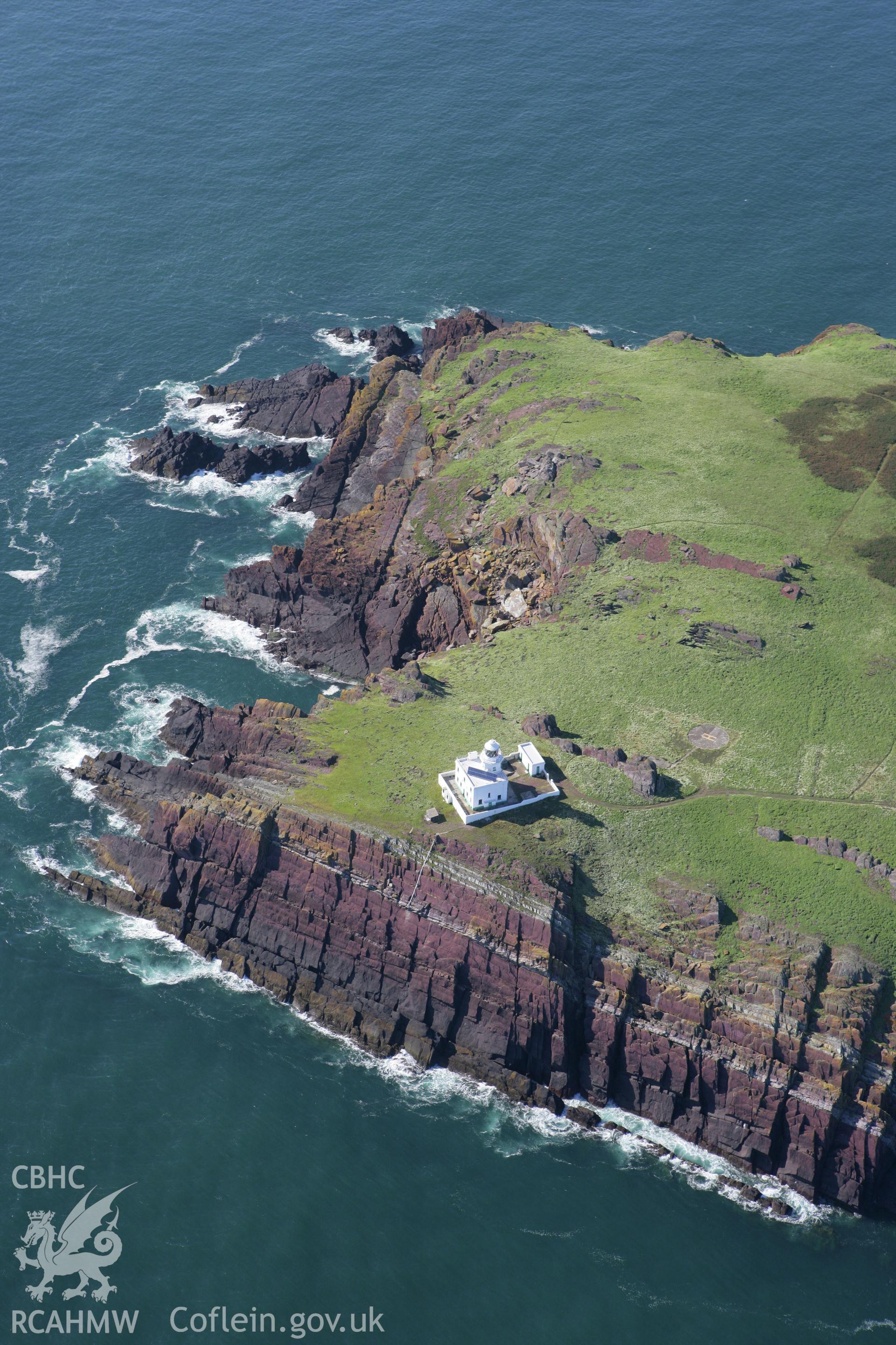 RCAHMW colour oblique aerial photograph of Skokholm Island. Taken on 30 July 2007 by Toby Driver