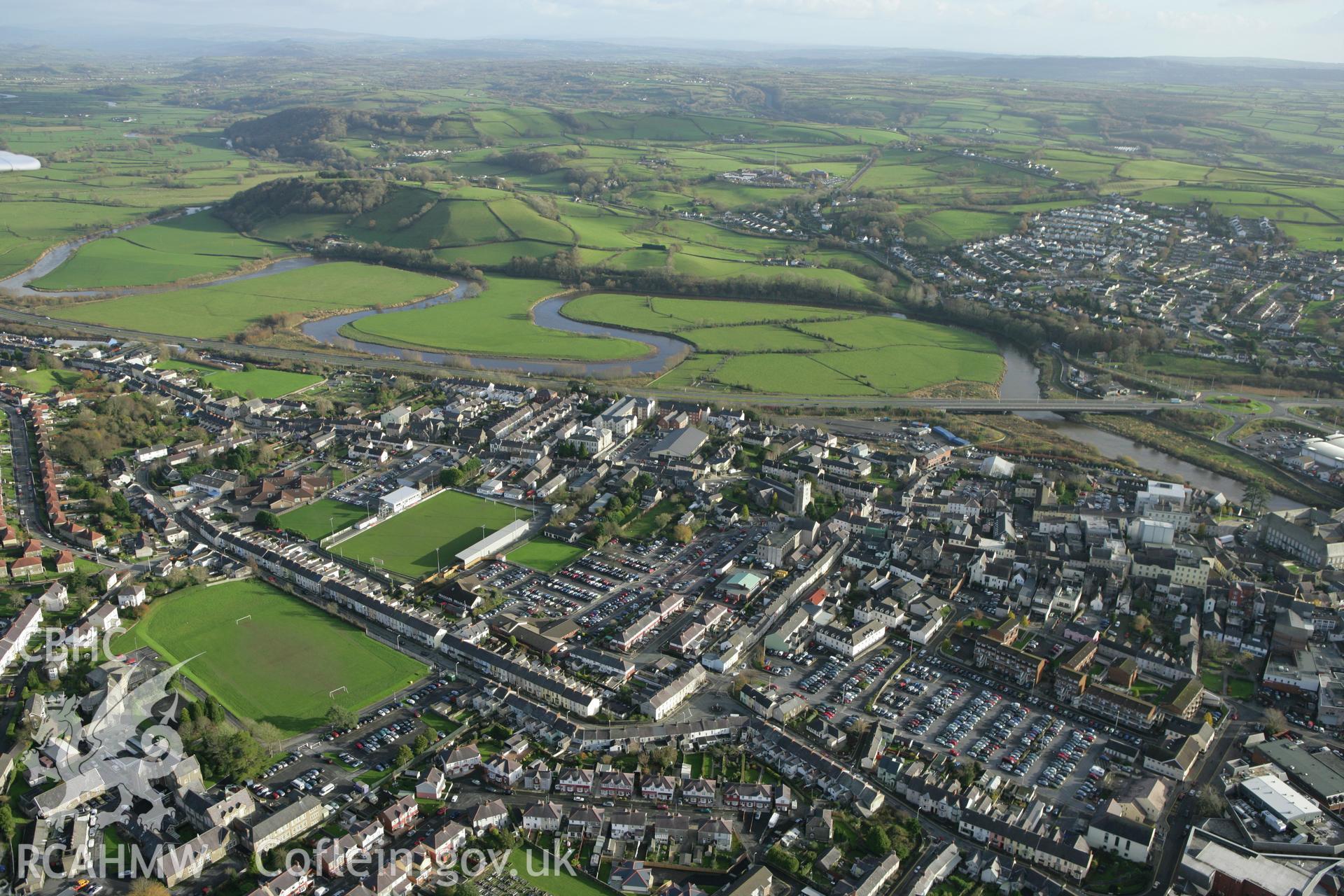 RCAHMW colour oblique photograph of Carmarthen Roman Military Settlement;Carmarthen. Taken by Toby Driver on 29/11/2007.