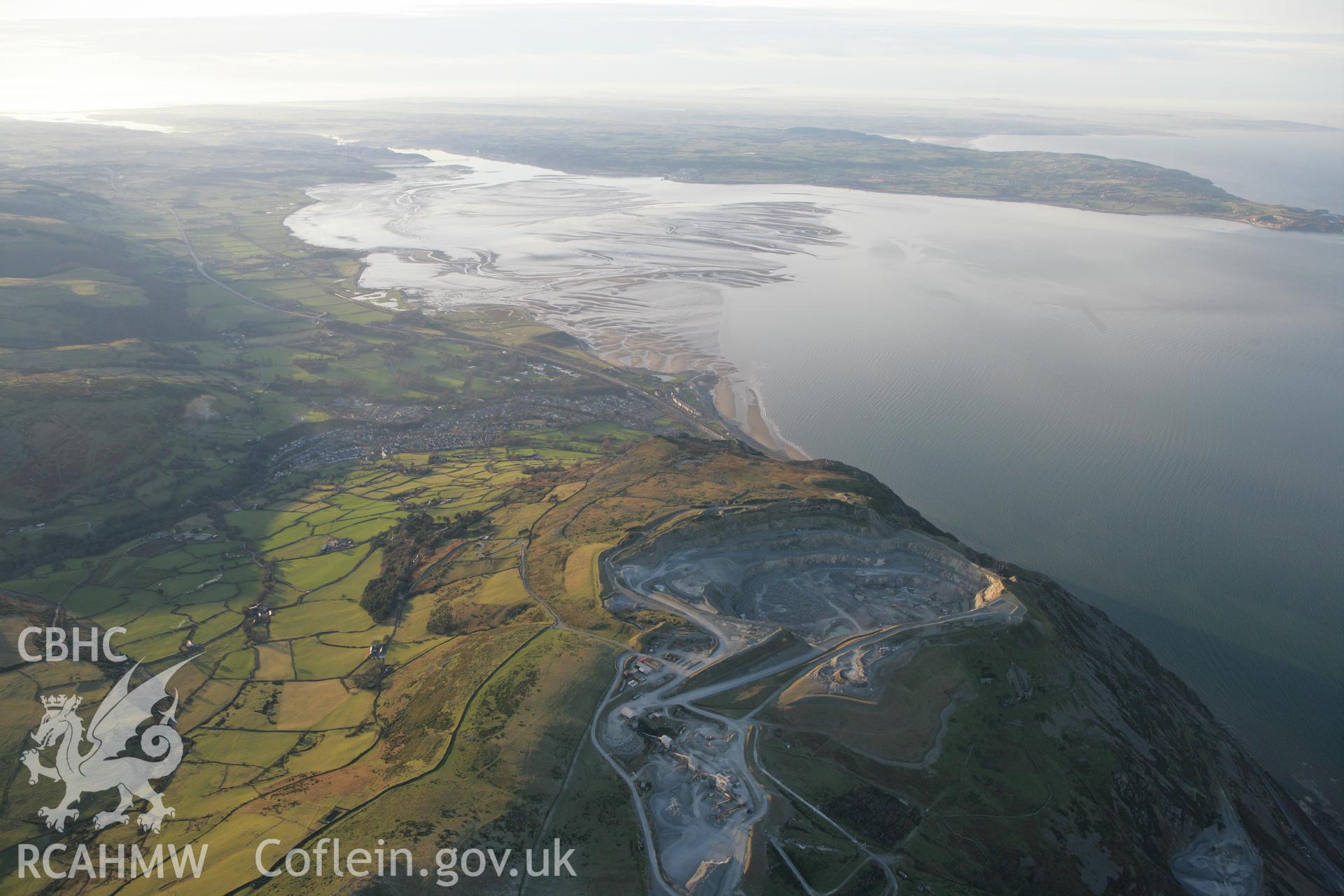 RCAHMW colour oblique photograph of Penmaenmawr, showing a winter landscape over Braich y Dinas. Taken by Toby Driver on 20/12/2007.