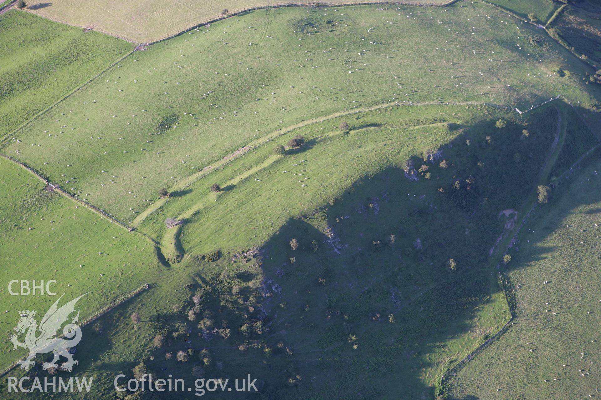 RCAHMW colour oblique aerial photograph of Gaer Fawr. Taken on 08 August 2007 by Toby Driver