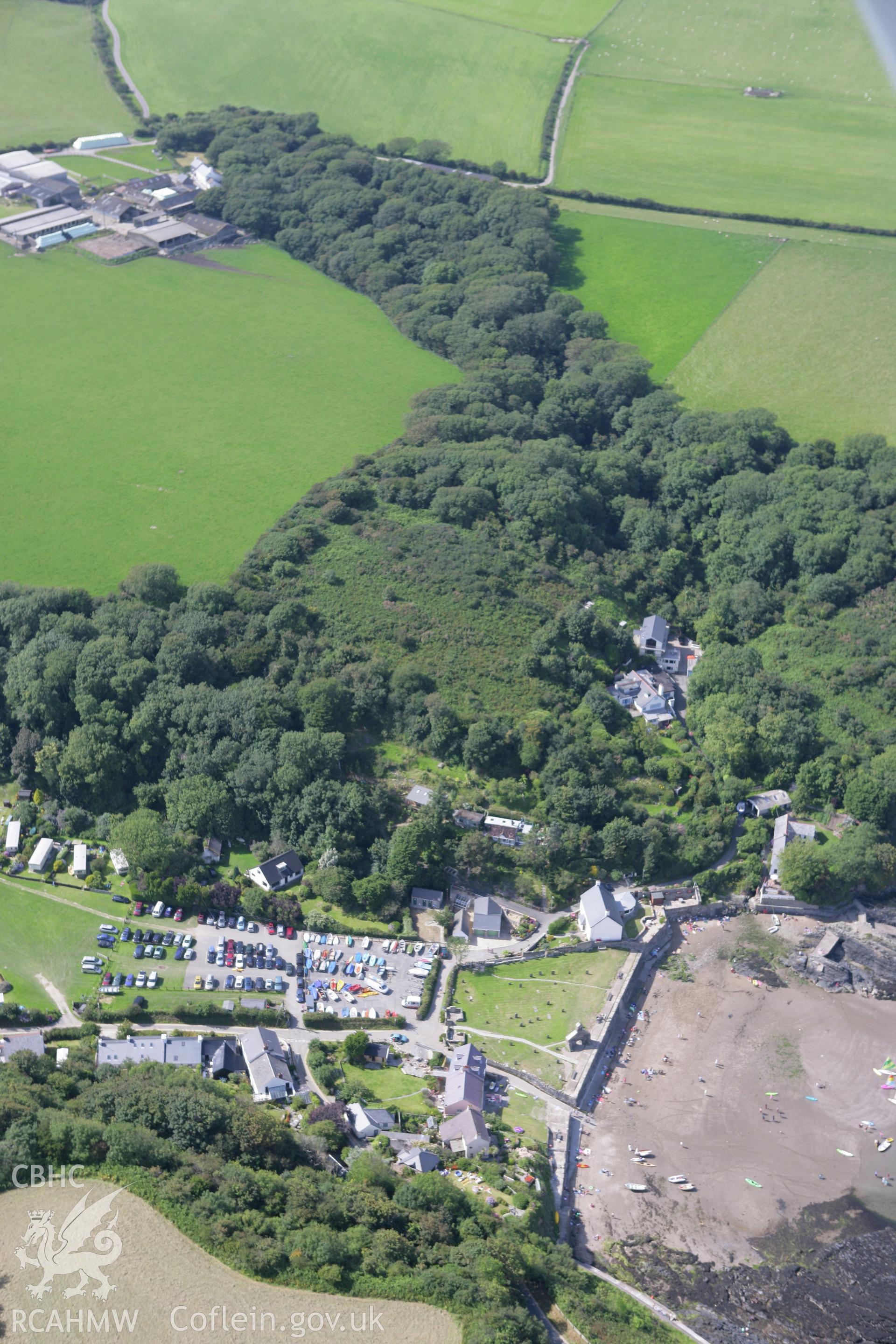 RCAHMW colour oblique photograph of Cwm yr Eglyws; Dinas Island Castell. Taken by Toby Driver on 01/08/2007.