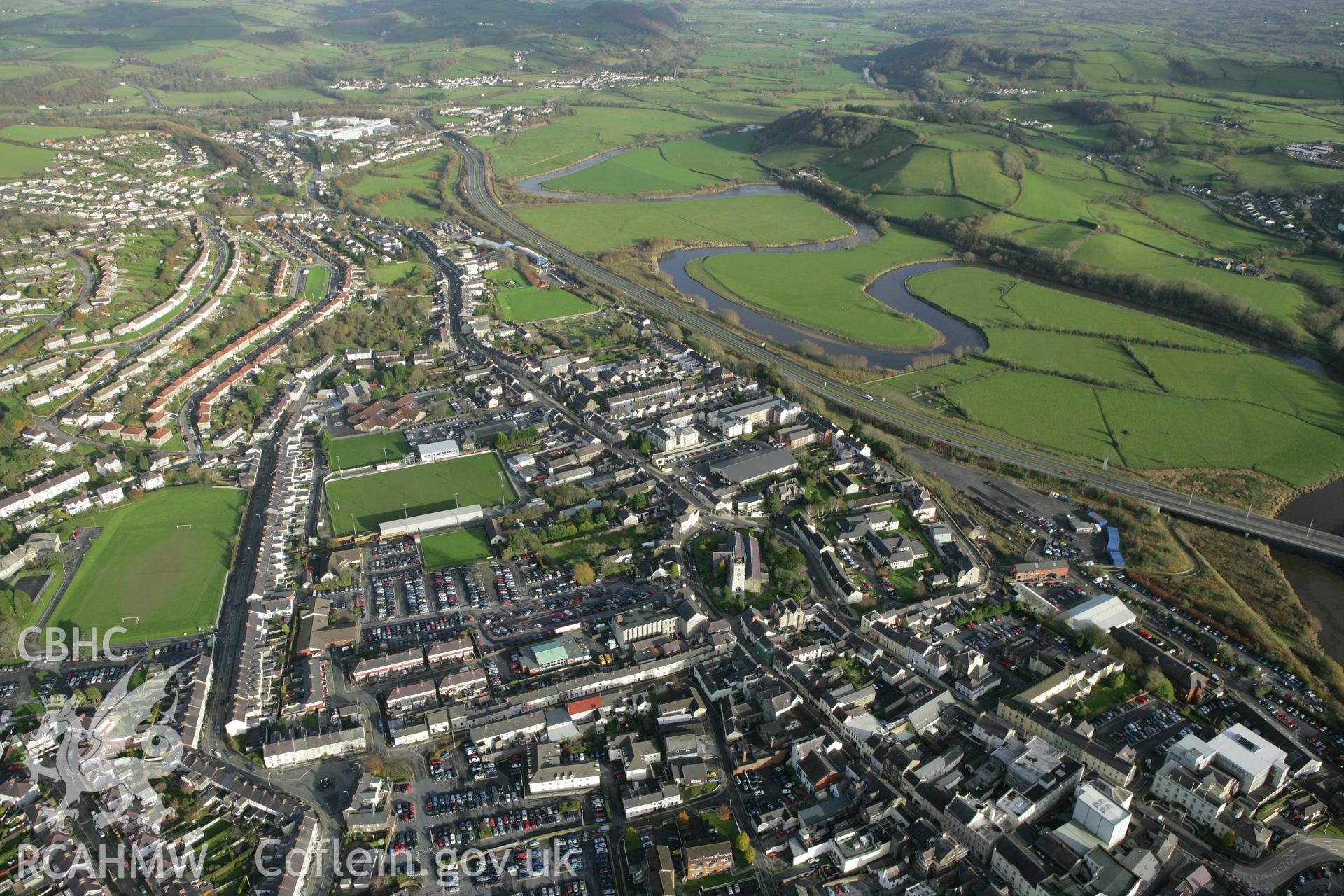 RCAHMW colour oblique photograph of Carmarthen Roman Military Settlement;Carmarthen. Taken by Toby Driver on 29/11/2007.