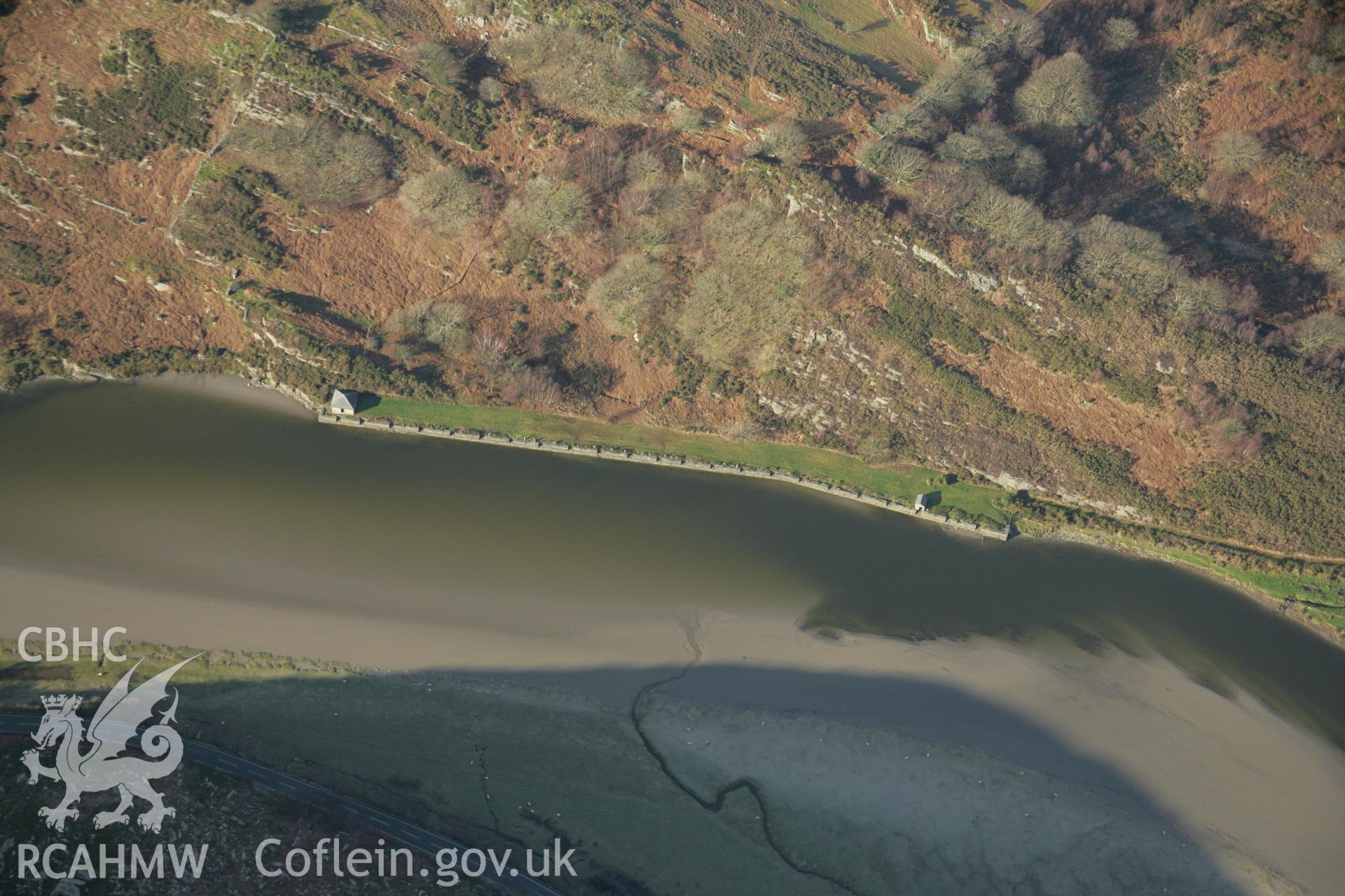 RCAHMW colour oblique aerial photograph showing view of Cei Tyddyn Isa, Dwyryd river navigation. Taken on 25 January 2007 by Toby Driver