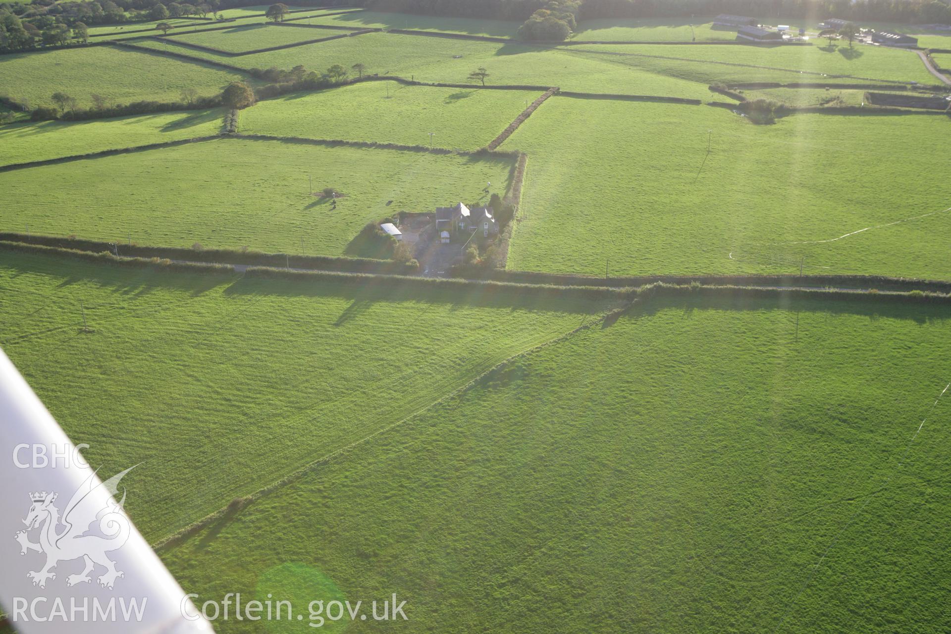 RCAHMW colour oblique photograph of Leechpool Barrow pair. Taken by Toby Driver on 04/10/2007.