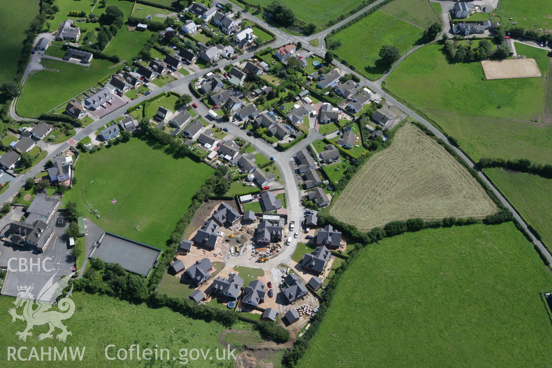 RCAHMW colour oblique aerial photograph of Berthen-Gam Barrow. Taken on 31 July 2007 by Toby Driver