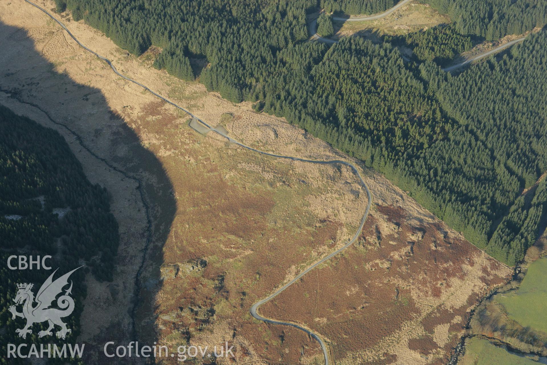 RCAHMW colour oblique photograph of Cairn cemetery on Esgair Gerwyn. Taken by Toby Driver on 20/12/2007.