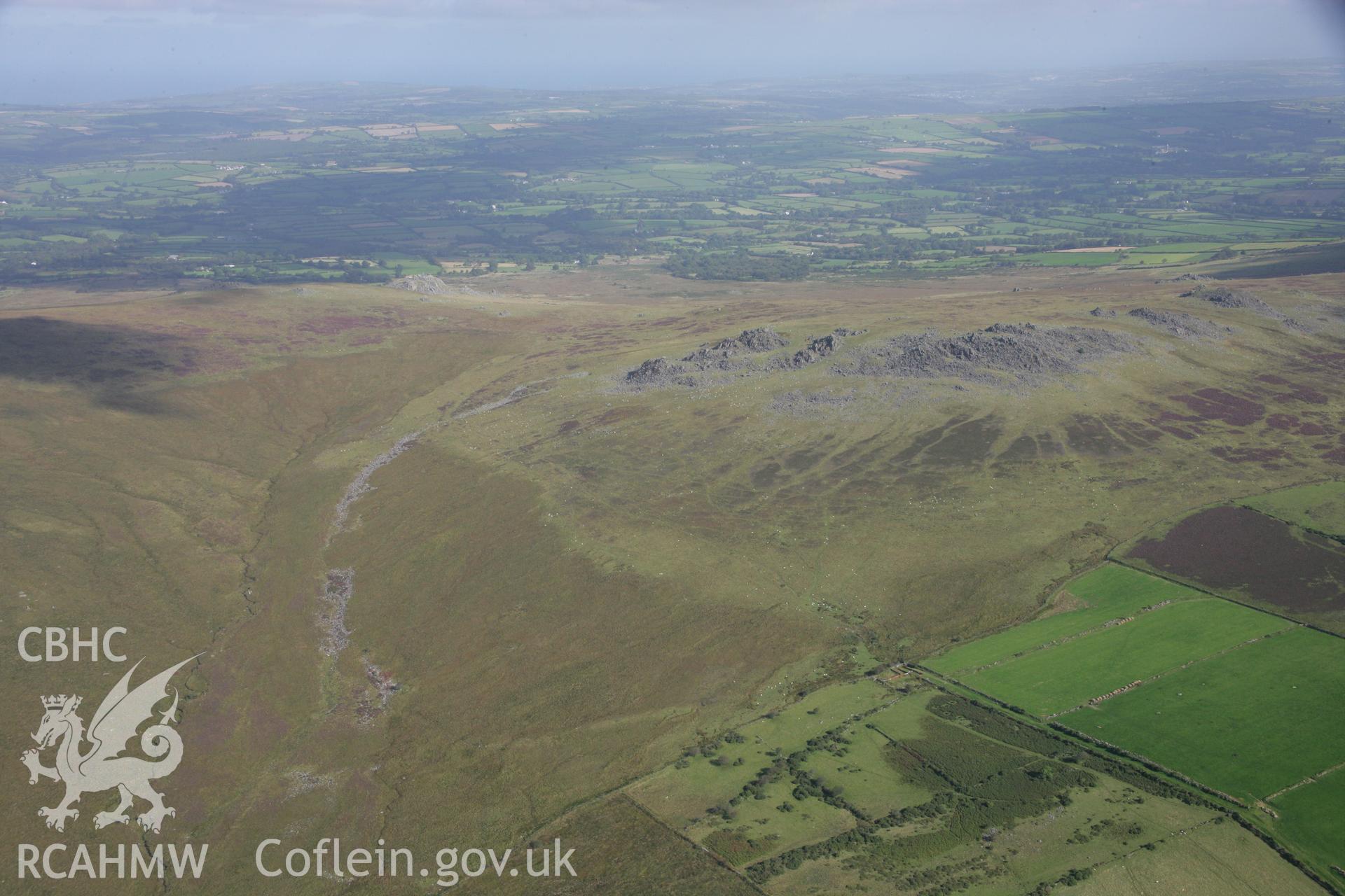 RCAHMW colour oblique photograph of Carn Menyn;Carn Meini, view from south-west. Taken by Toby Driver on 11/09/2007.