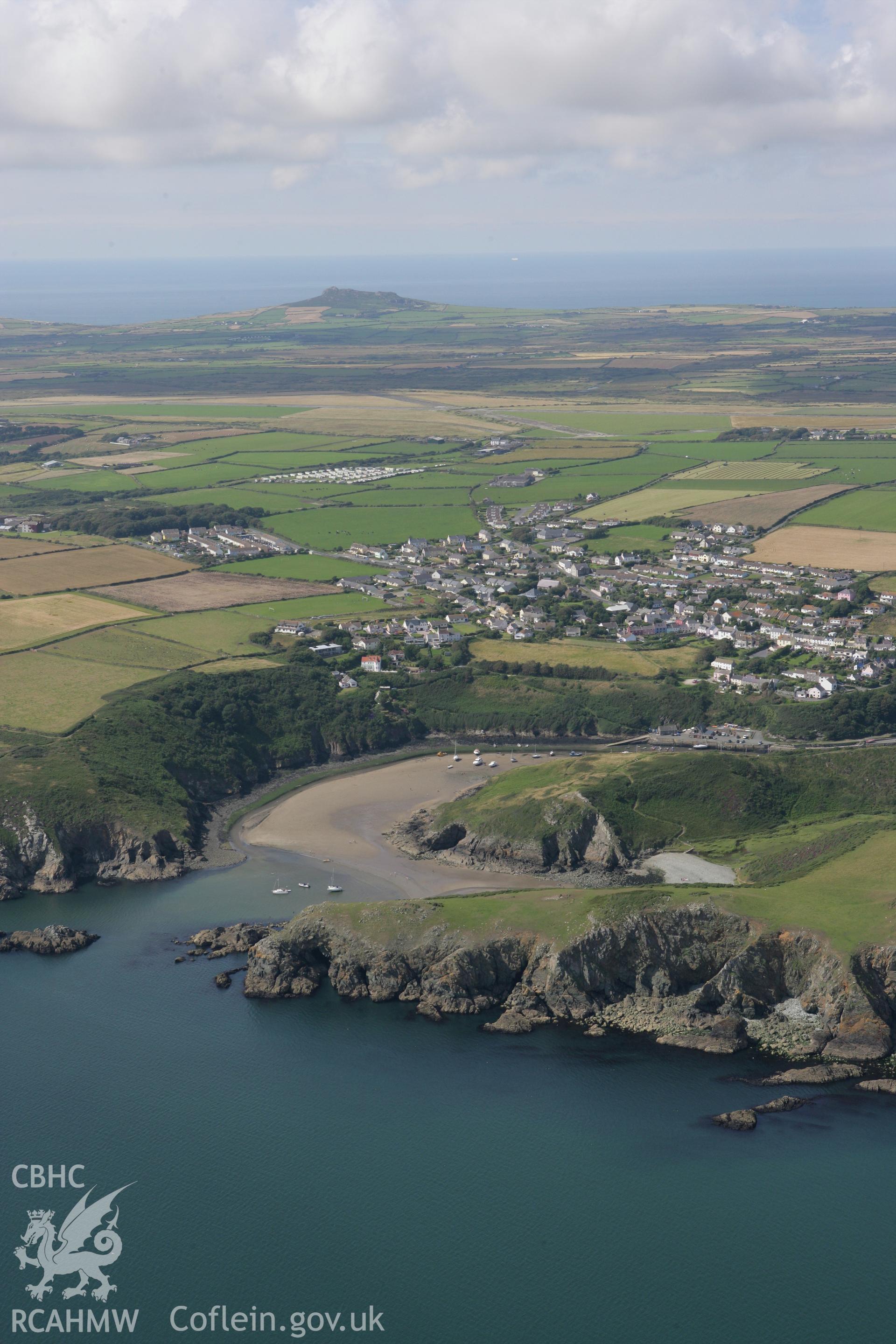 RCAHMW colour oblique photograph of Solva. Taken by Toby Driver on 01/08/2007.