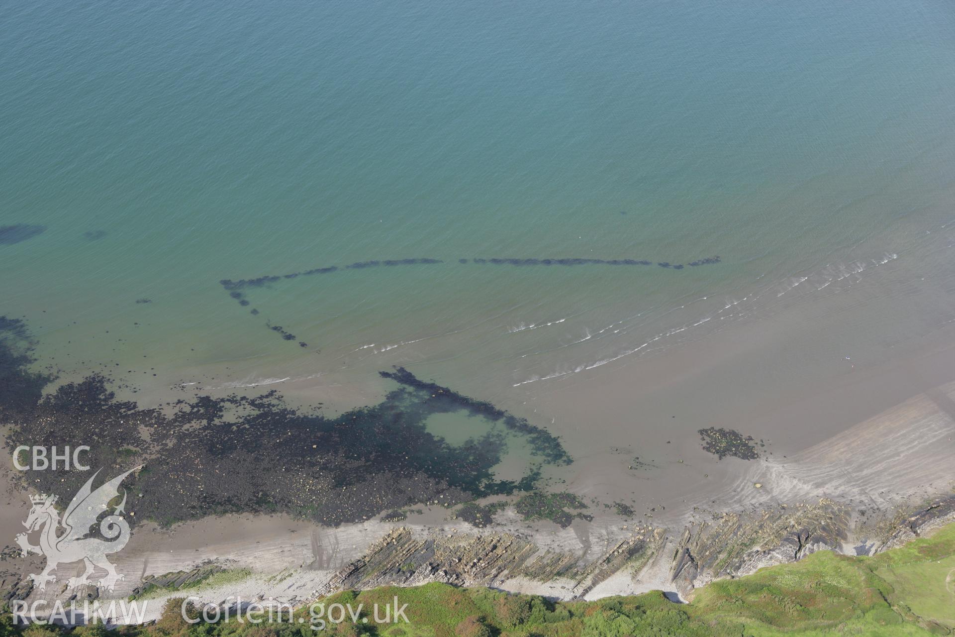 RCAHMW colour oblique aerial photograph of Poppit Fish Trap, dated  01 August 2007.