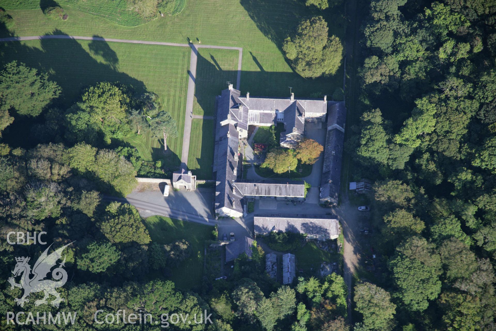 RCAHMW colour oblique aerial photograph of Cefnamwch House. Taken on 06 September 2007 by Toby Driver