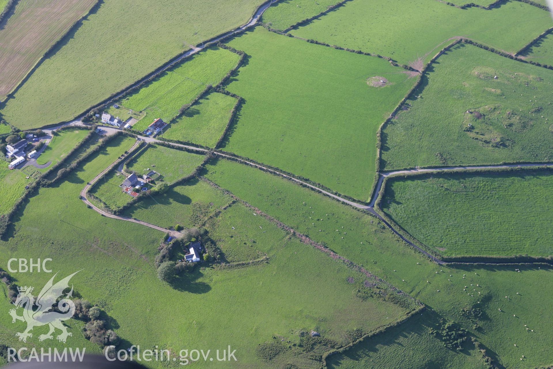 RCAHMW colour oblique aerial photograph of fields at Bryncroes. Taken on 06 September 2007 by Toby Driver