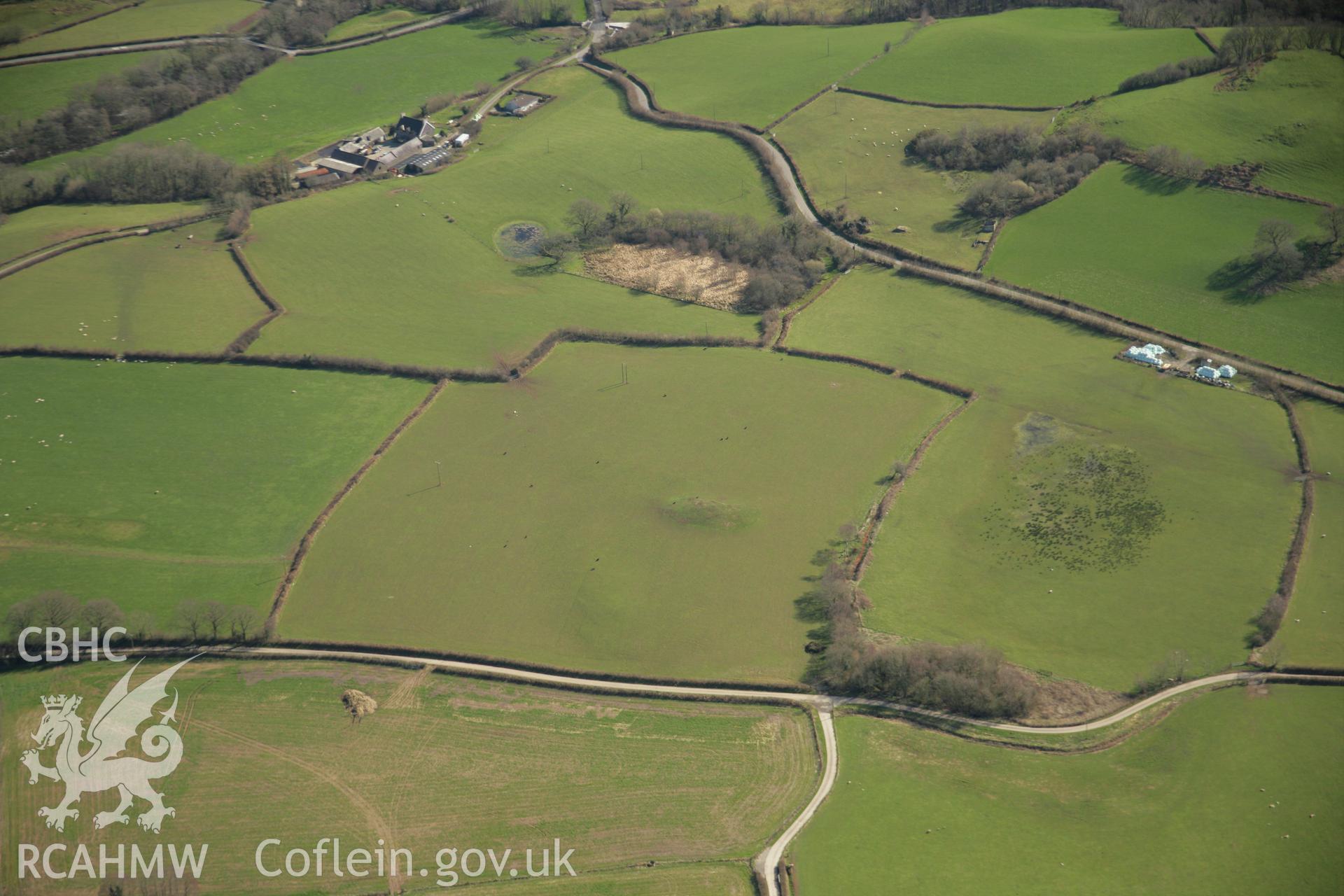 RCAHMW colour oblique aerial photograph of Waun Pwtlyn Mound. Taken on 21 March 2007 by Toby Driver