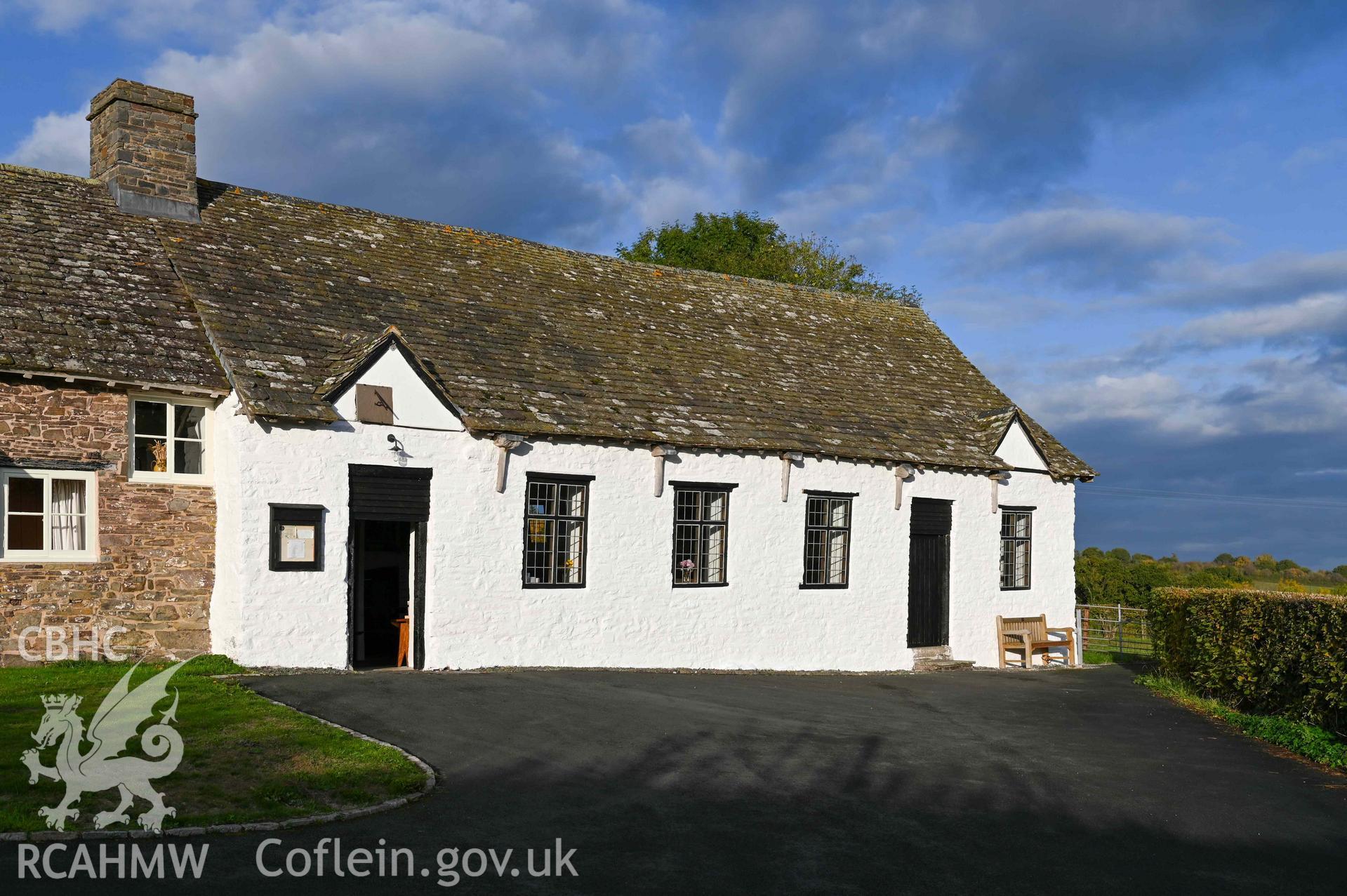 Maesyronen Chapel House - View of the front of the chapel, taken from South-West