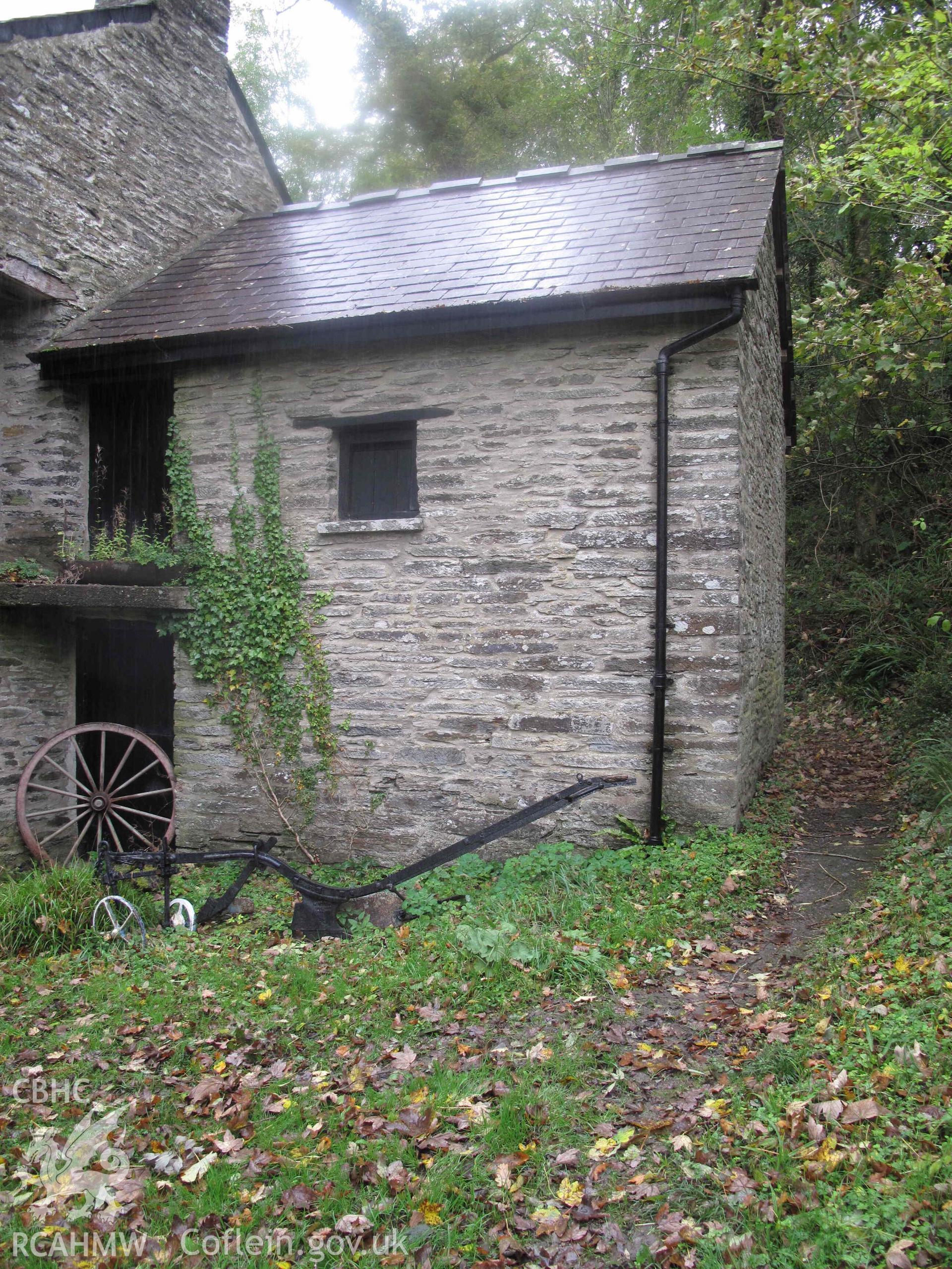 Cenarth Mill, exterior