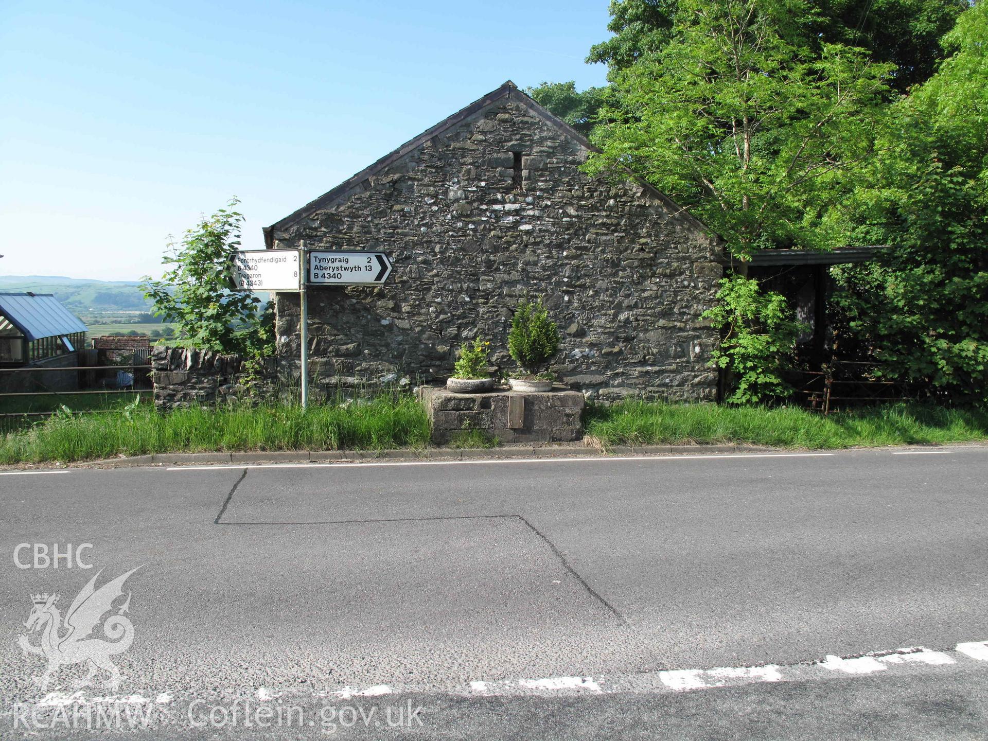 Milk Churn Stand, Hen Blas Farm, Ystrad Meurig