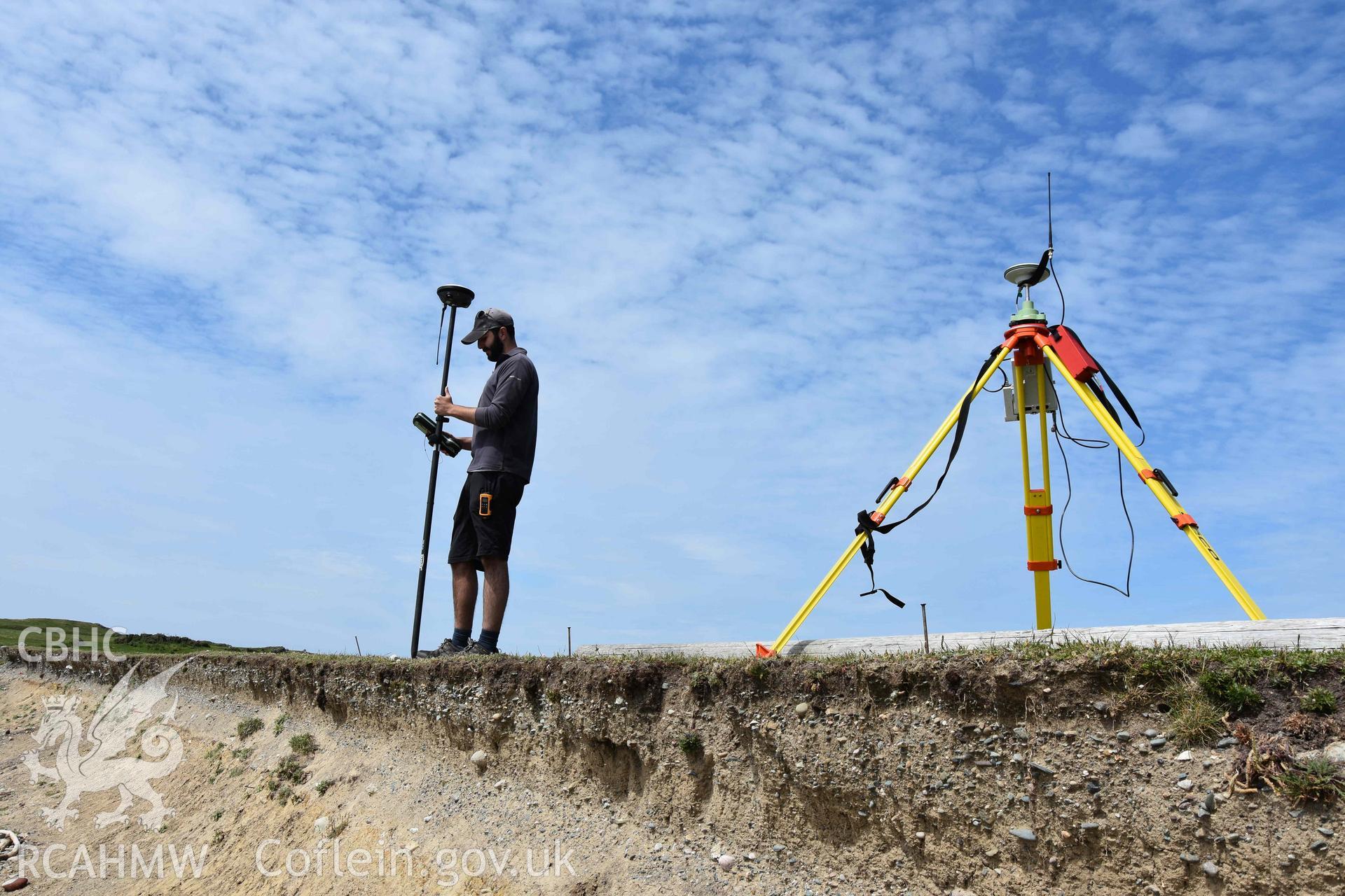 GNSS recording of the Henllwyn erdoing Isthmus by CHERISH in May 2019.