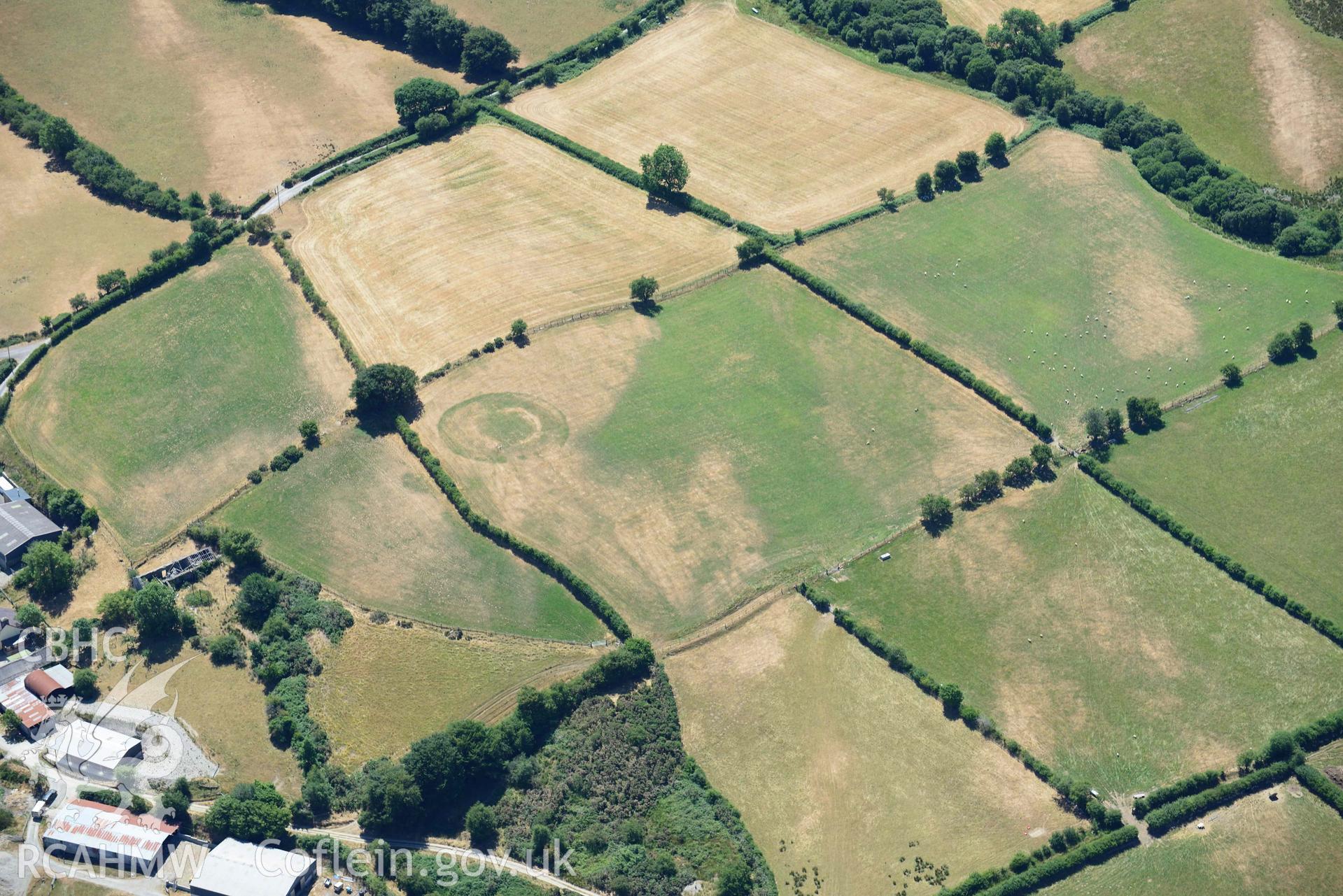 RCAHMW colour oblique aerial photograph of  Castell Llwyn Gwinau taken on 9 July 2018 by Toby Driver