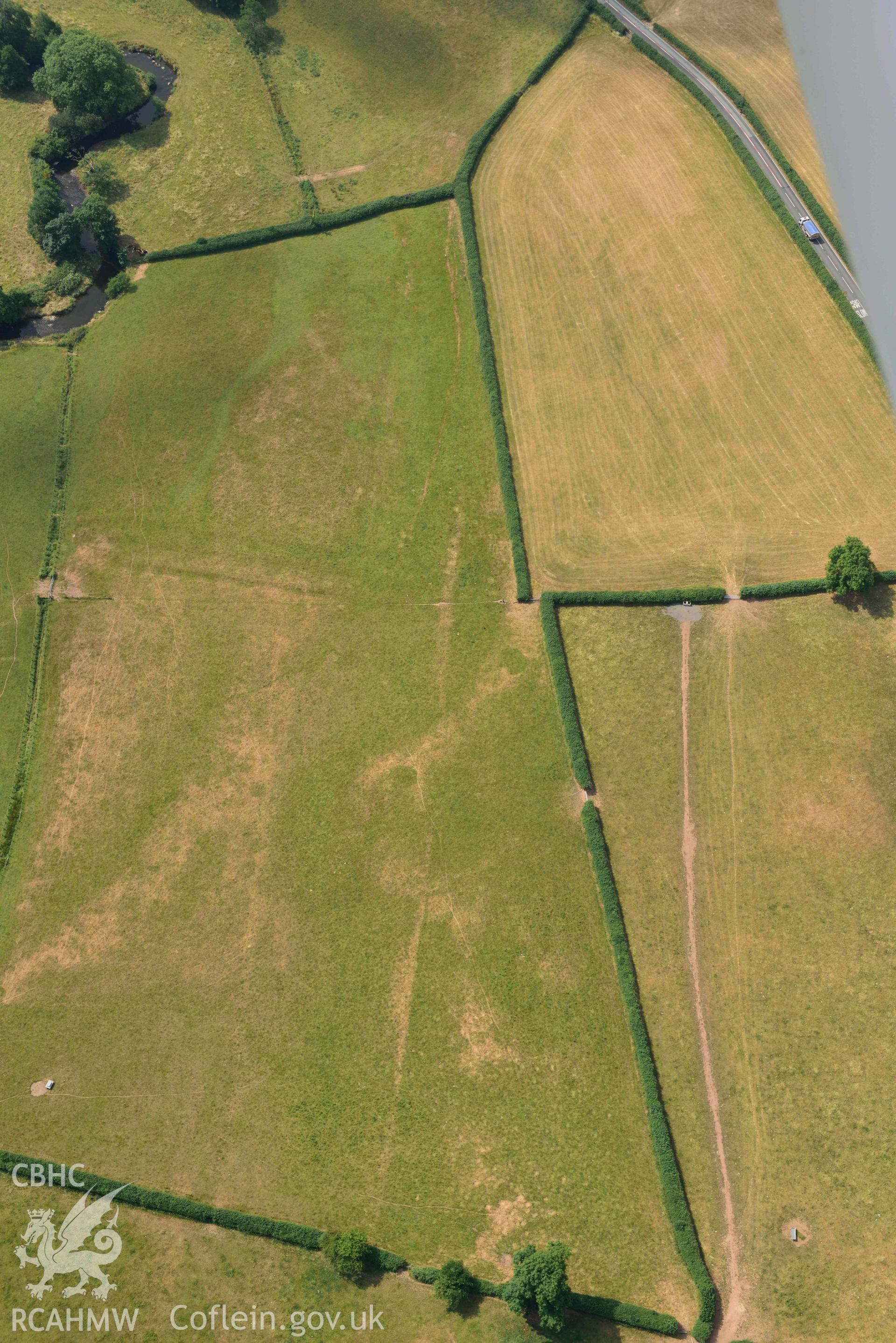 Aerial photography of Roman road, south of Nantllan Aerial reconnaissance survey for the CHERISH Project. Crown Copyright: CHERISH PROJECT 2018. Produced with EU funds through the Ireland Wales Co-operation Programme 2014-2020. All material made freely available through the Open Government Licence.