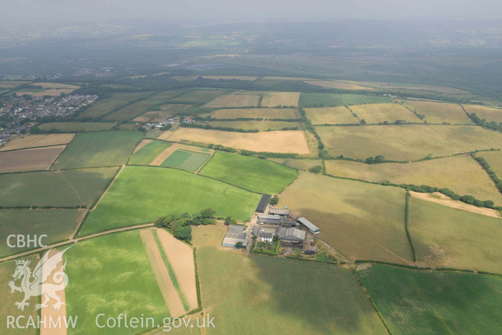 Aerial photography of Parc Wilis defended enclosure Aerial reconnaissance survey for the CHERISH Project. Crown Copyright: CHERISH PROJECT 2018. Produced with EU funds through the Ireland Wales Co-operation Programme 2014-2020. All material made freely available through the Open Government Licence.